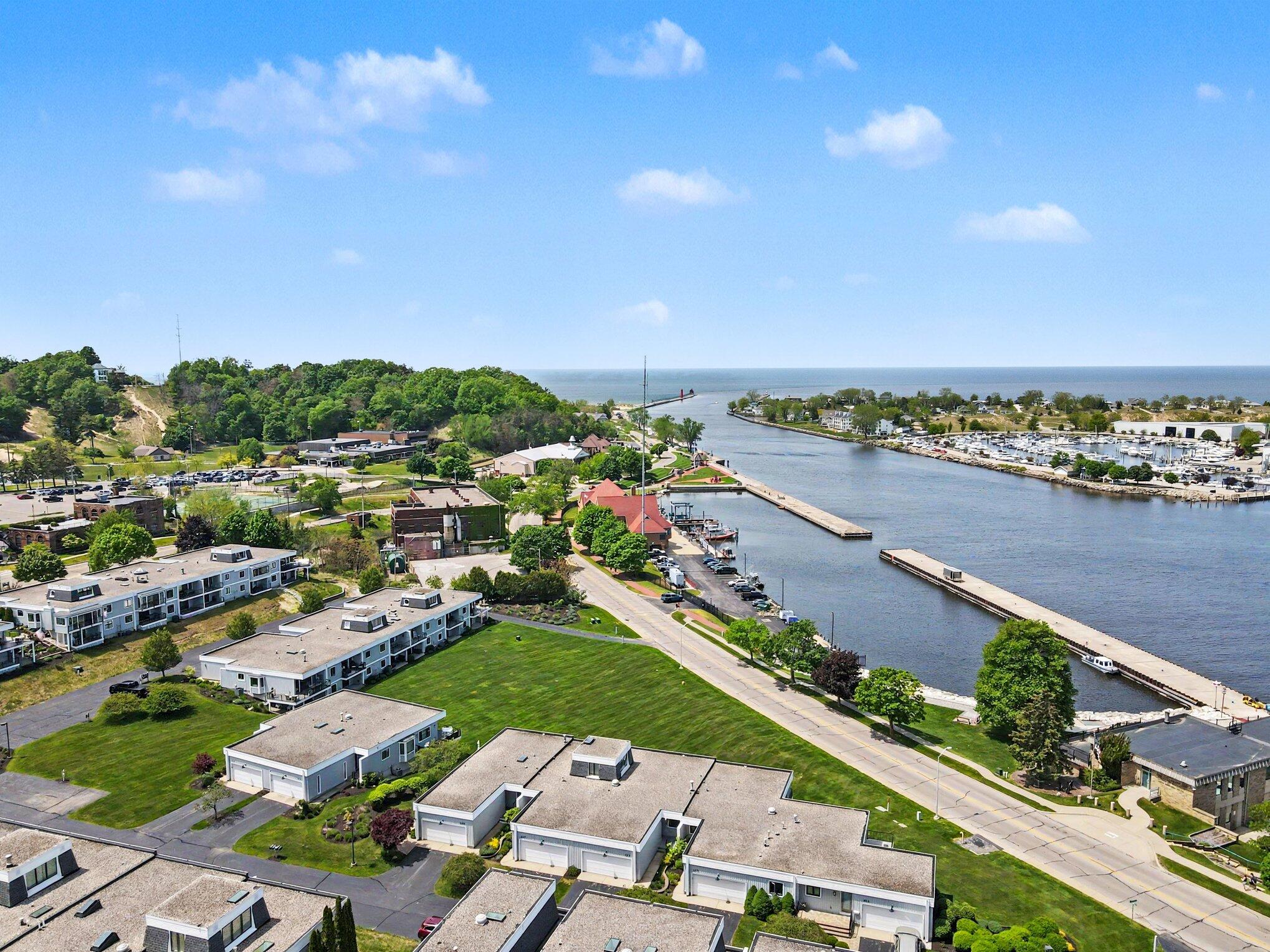 415 Sandpiper Drive Grand Haven MI 49417