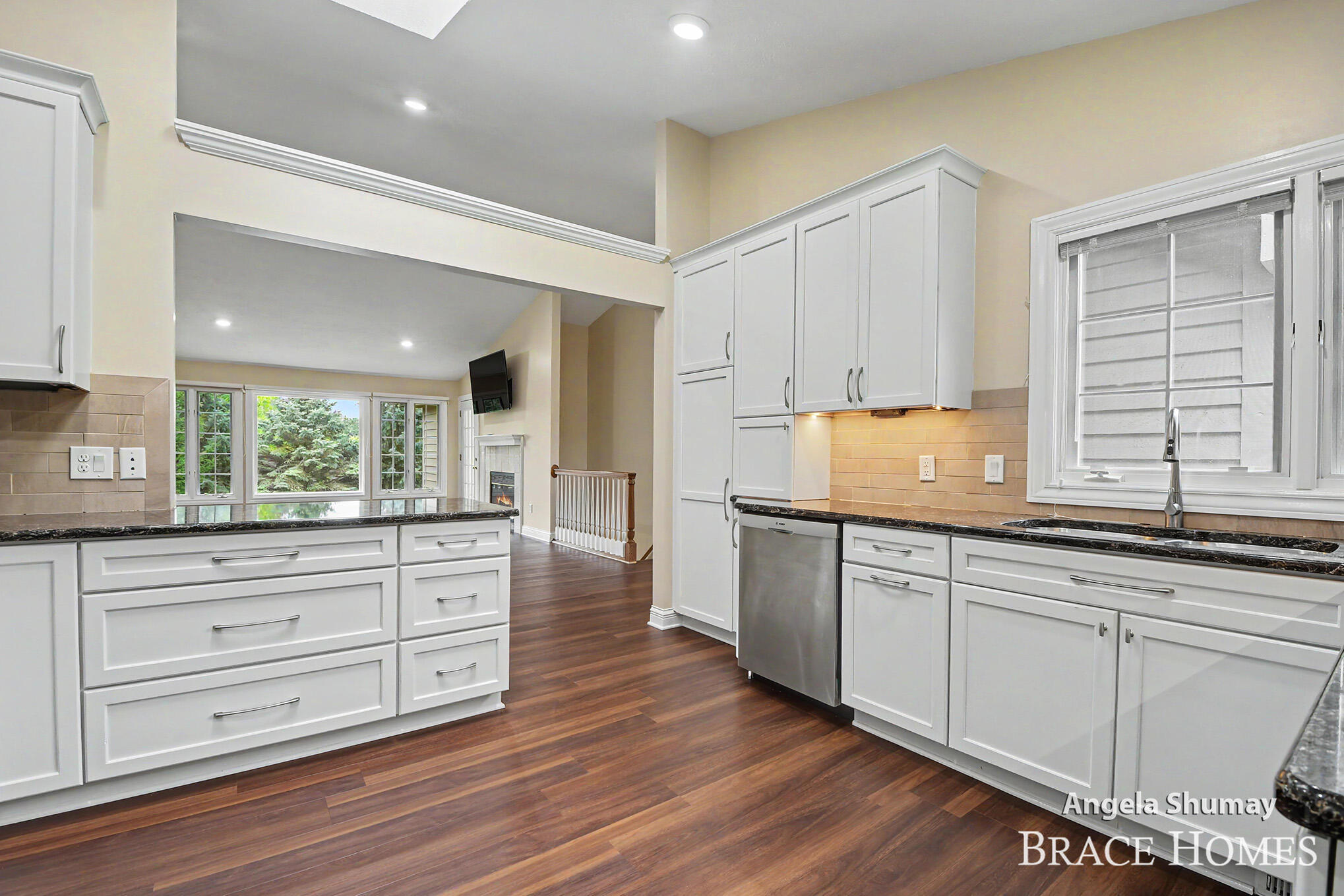 4942 N Quail Crest Drive SE Grand Rapids MI 49546