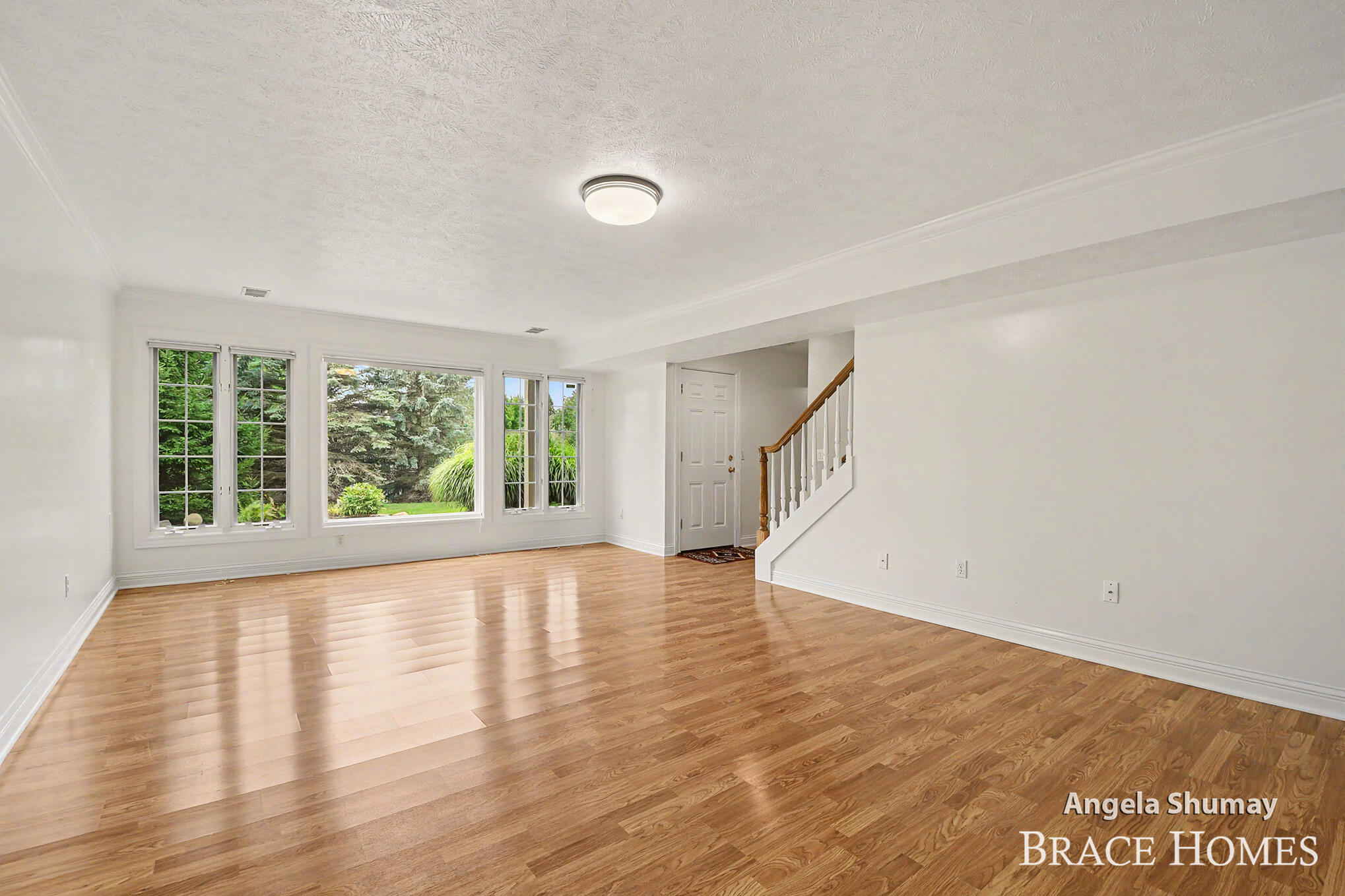 4942 N Quail Crest Drive SE Grand Rapids MI 49546