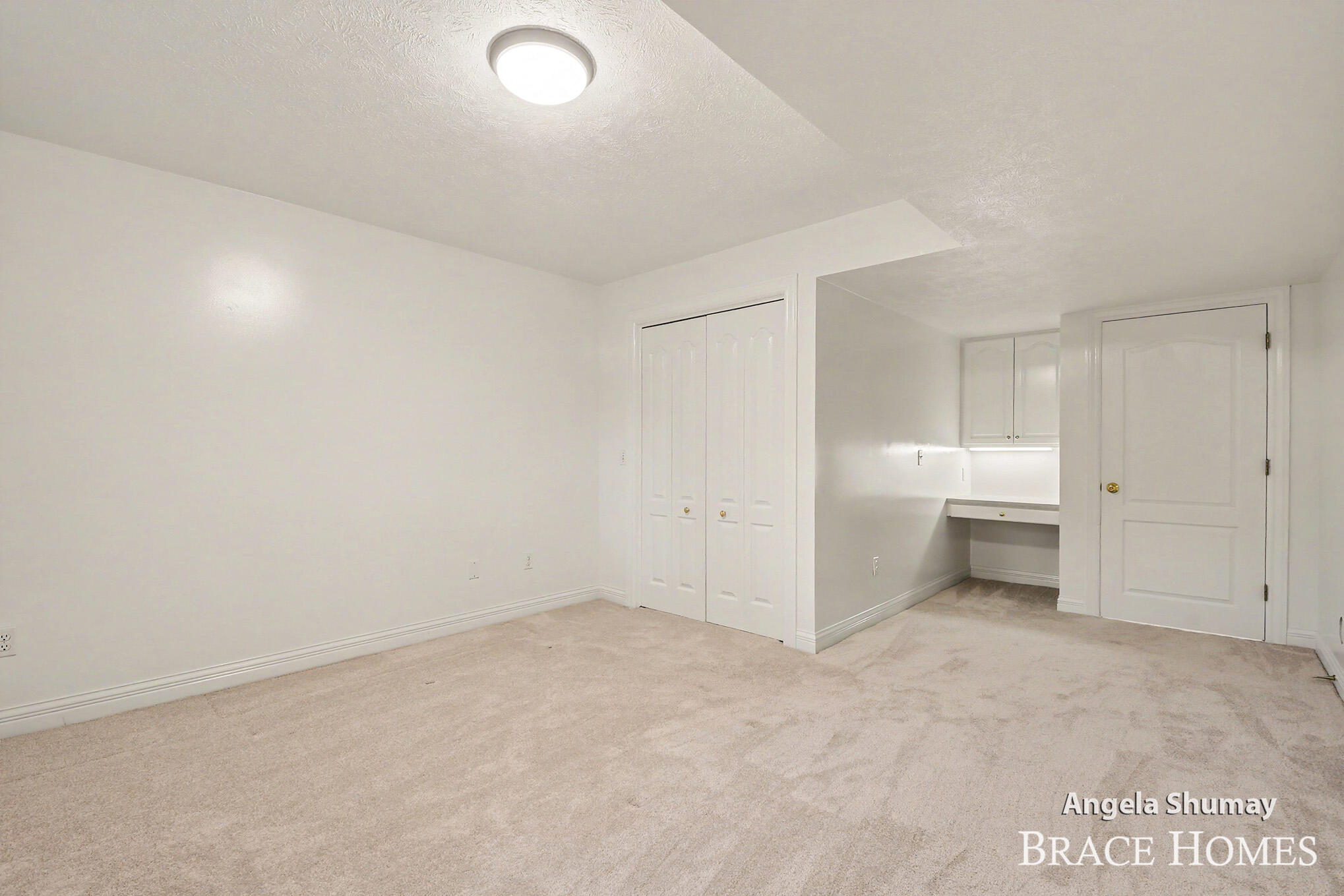 4942 N Quail Crest Drive SE Grand Rapids MI 49546