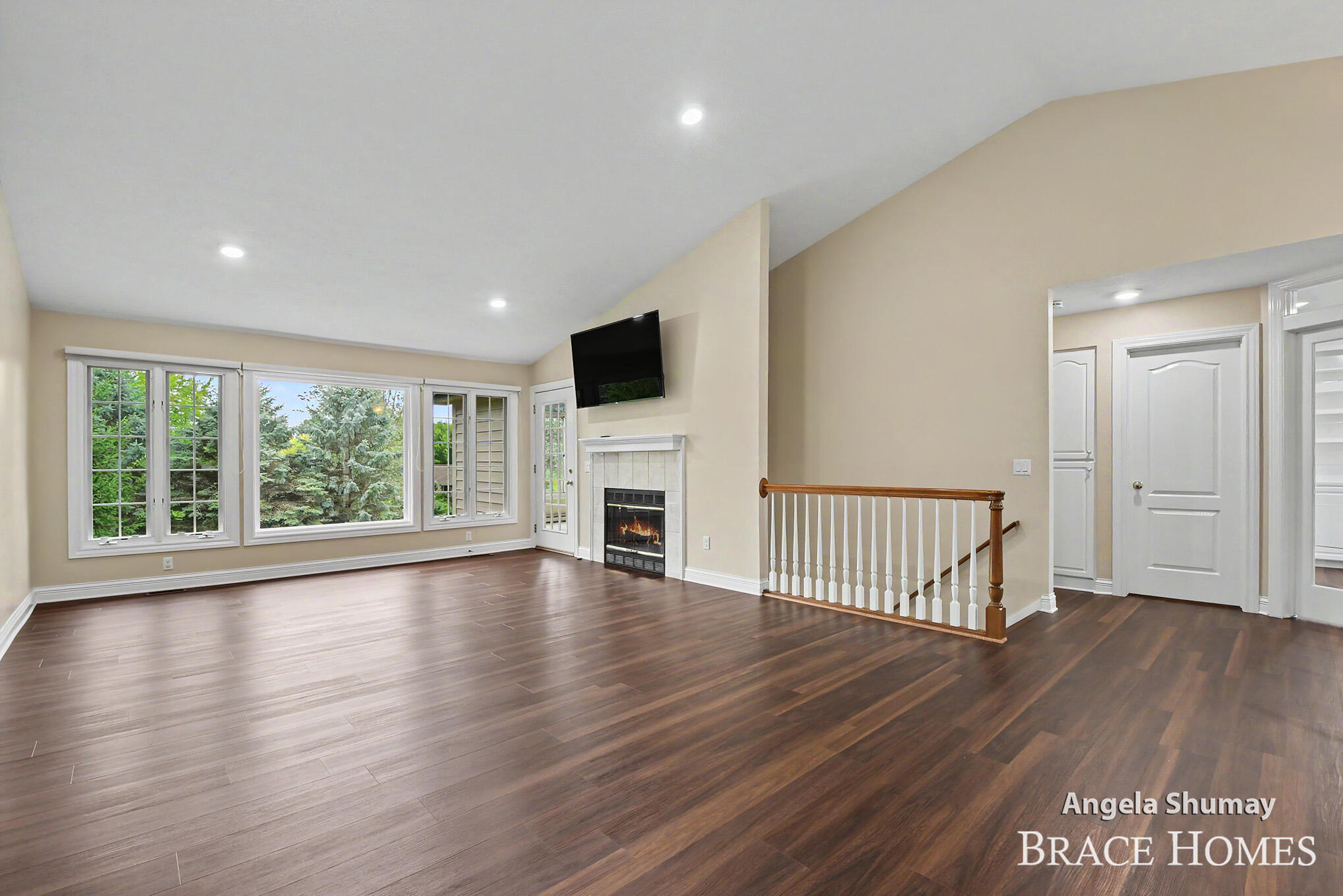 4942 N Quail Crest Drive SE Grand Rapids MI 49546