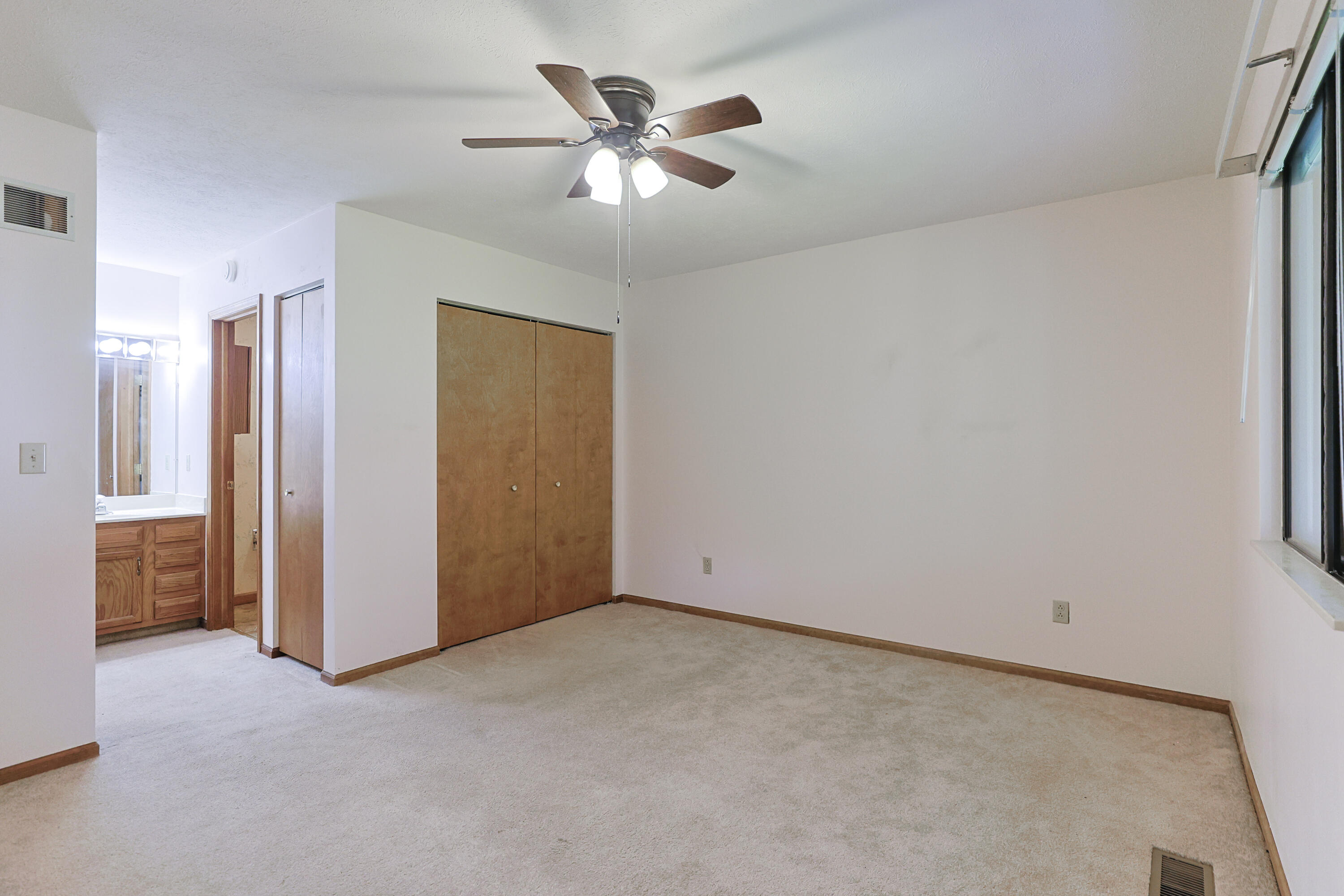 208 Christiana Drive Niles MI 49120
