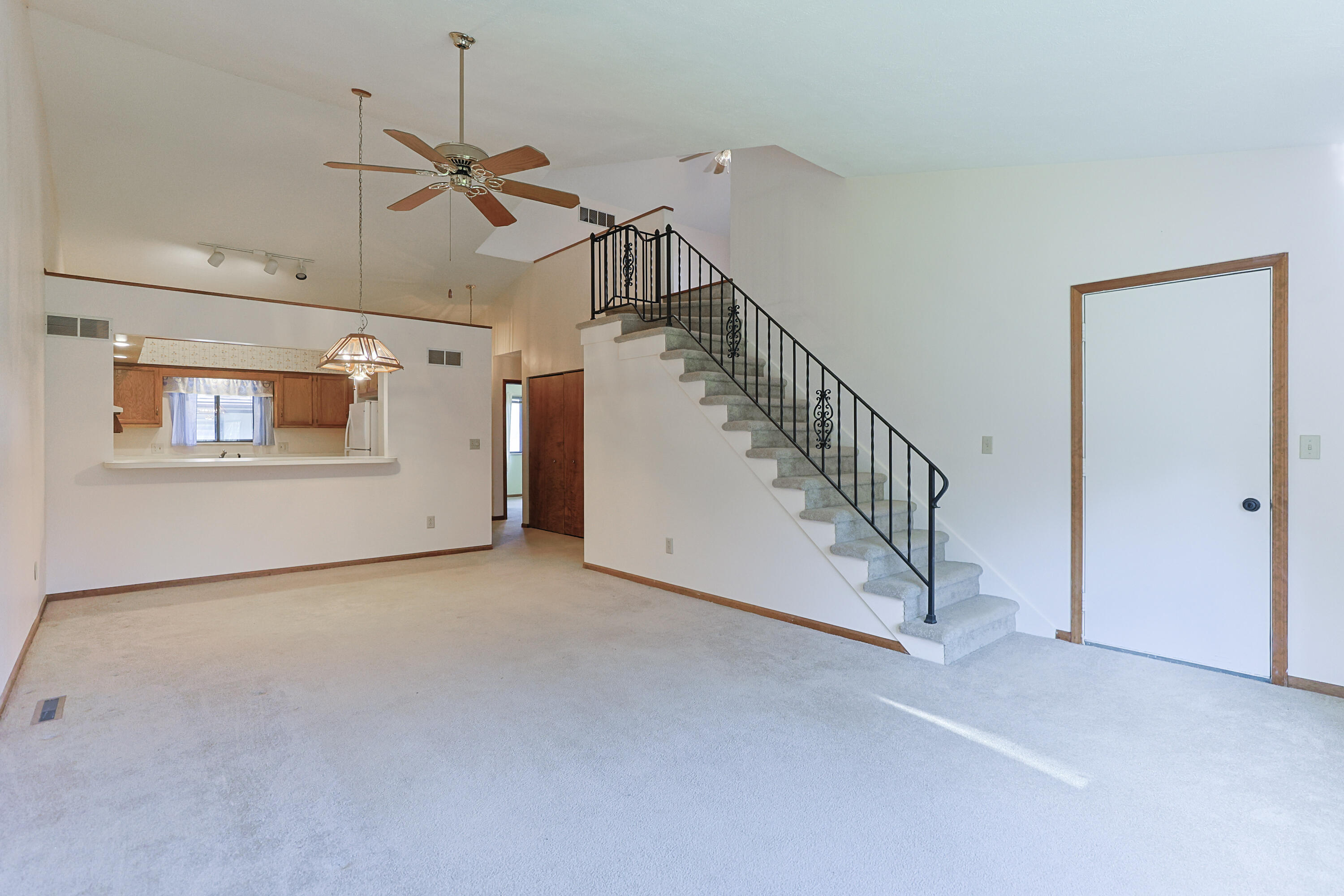 208 Christiana Drive Niles MI 49120