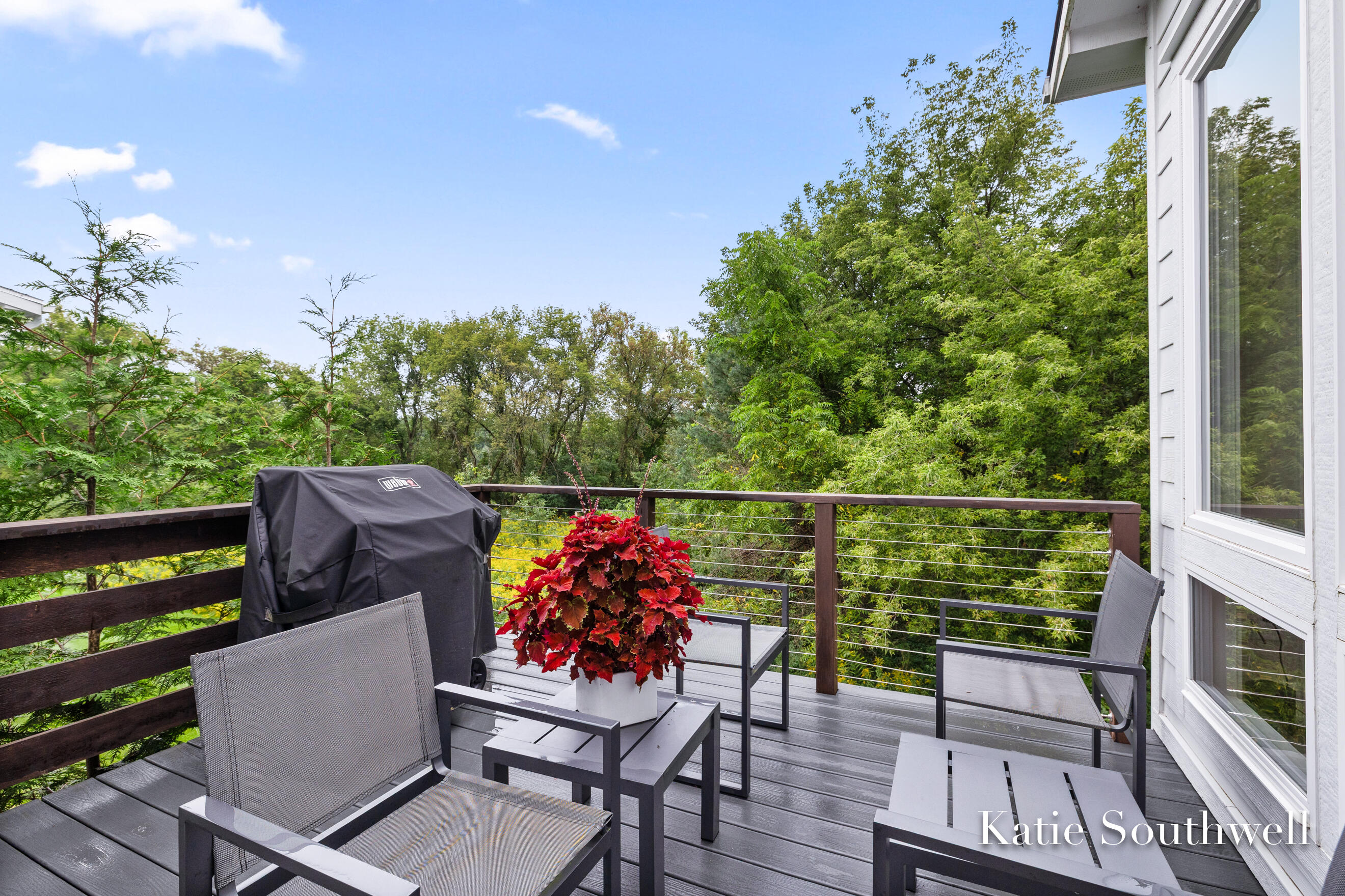 4247 Riverlands Court NE Grand Rapids MI 49525