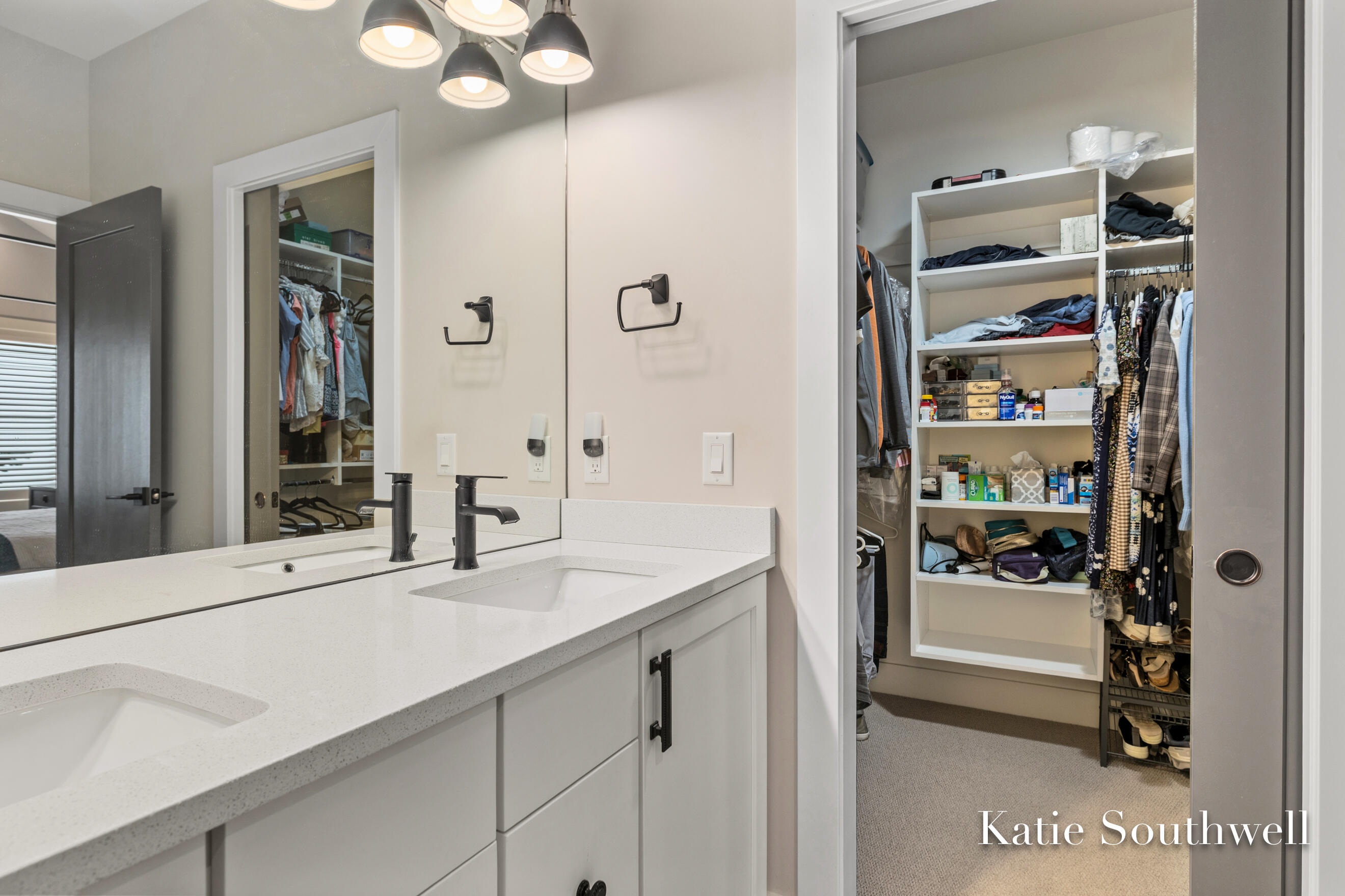4247 Riverlands Court NE Grand Rapids MI 49525
