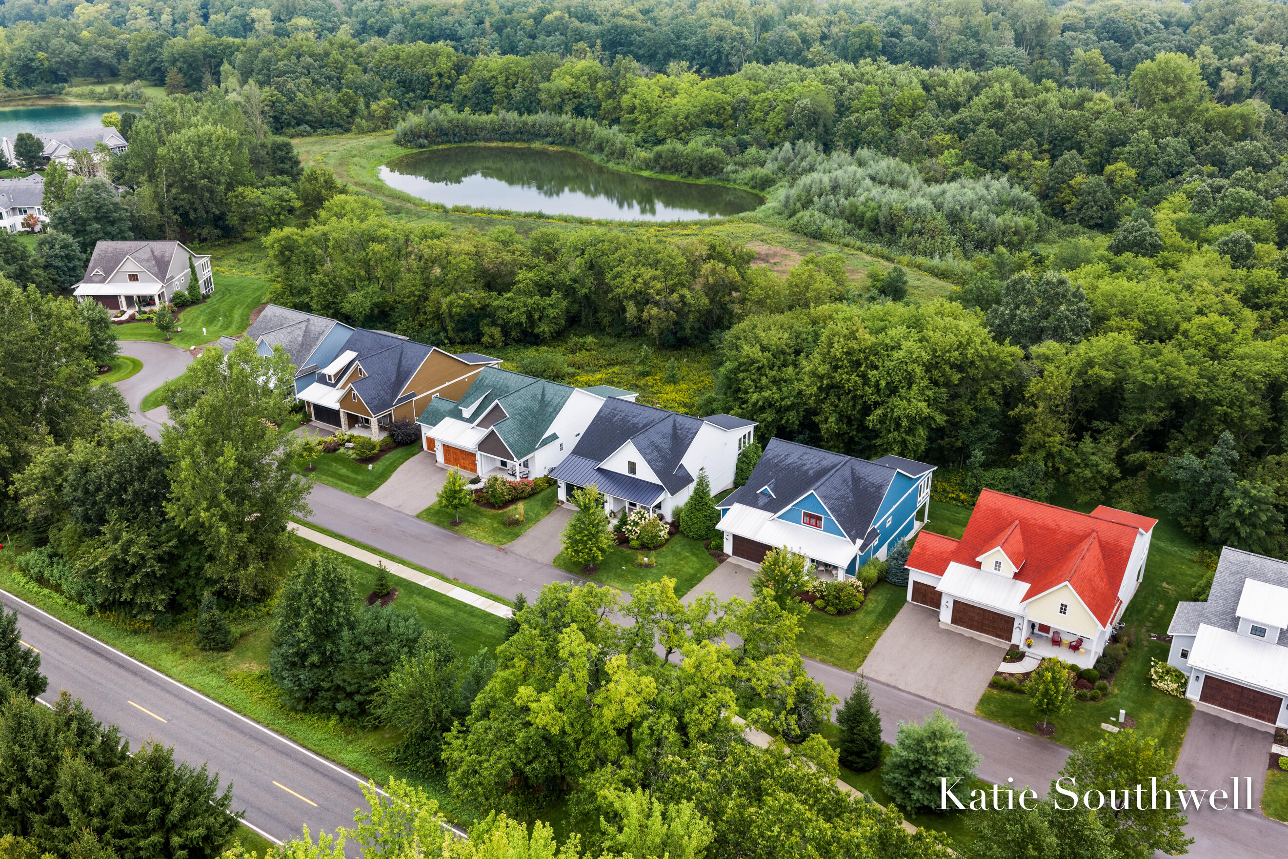 4247 Riverlands Court NE Grand Rapids MI 49525