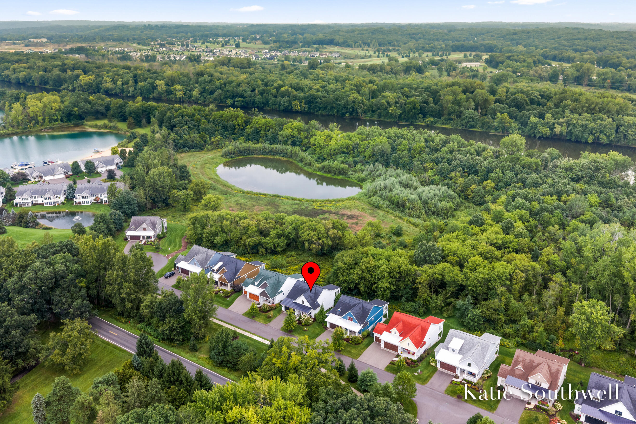 4247 Riverlands Court NE Grand Rapids MI 49525