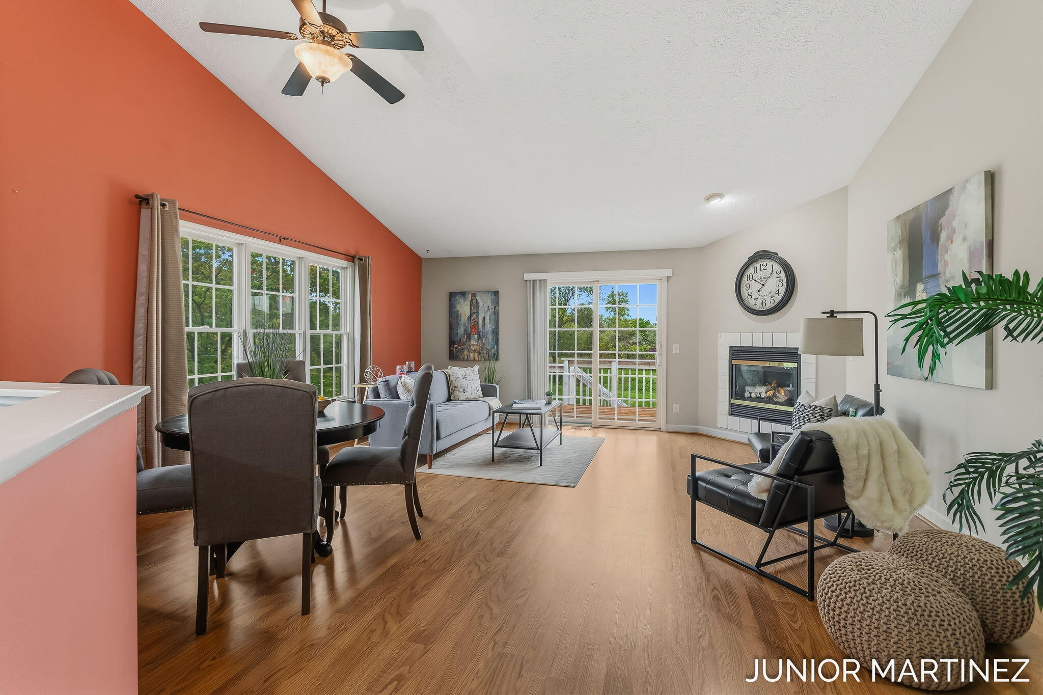 11409 N Lake Drive Holland MI 49424