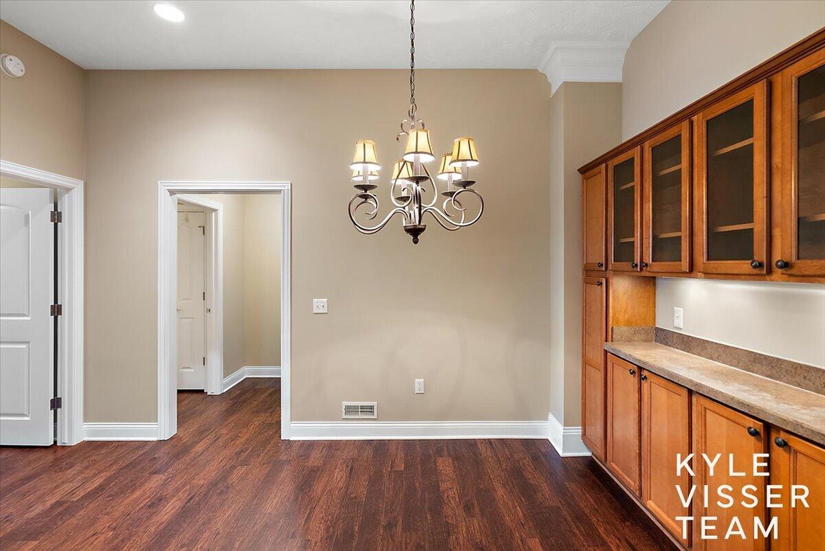892 Bridge Crest Drive SE Ada MI 49301