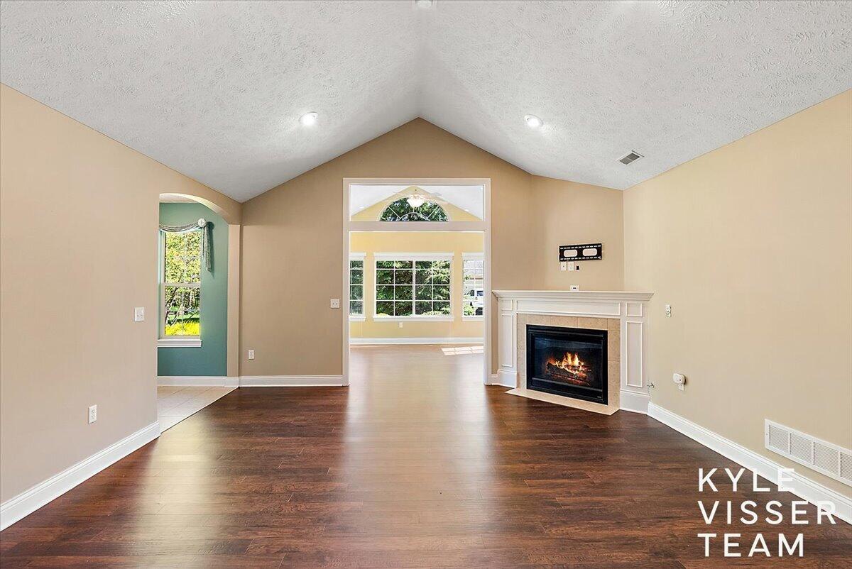 892 Bridge Crest Drive SE Ada MI 49301