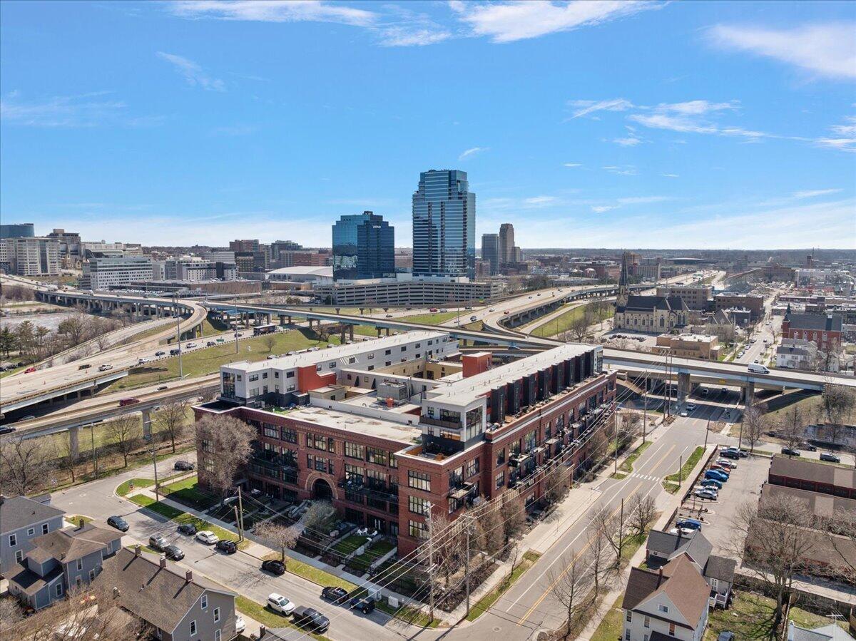 600 Broadway Avenue NW Grand Rapids MI 49504