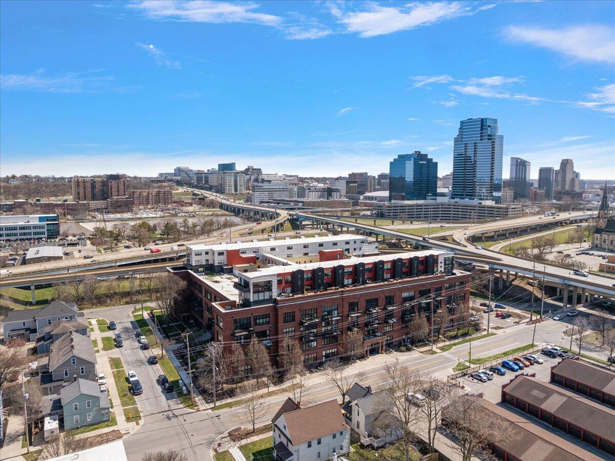 600 Broadway Avenue NW Grand Rapids MI 49504