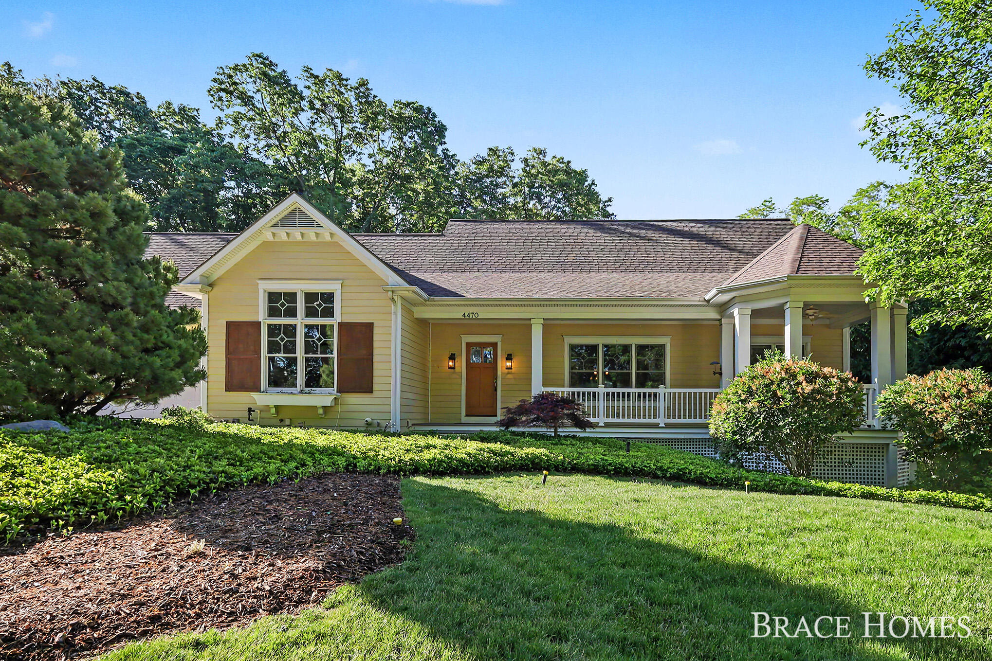 4470 Oak Arbor Drive NE Grand Rapids MI 49525