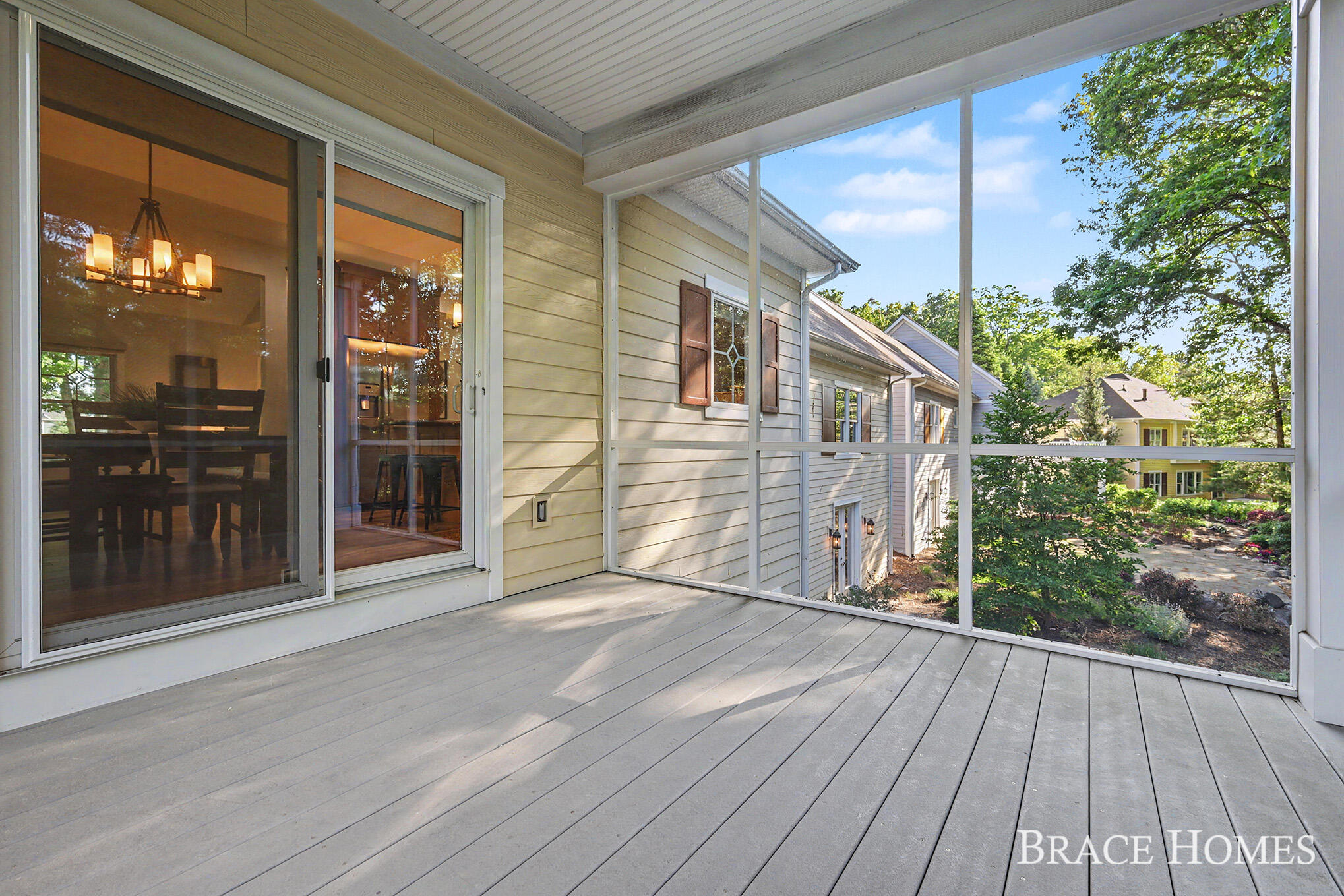 4470 Oak Arbor Drive NE Grand Rapids MI 49525