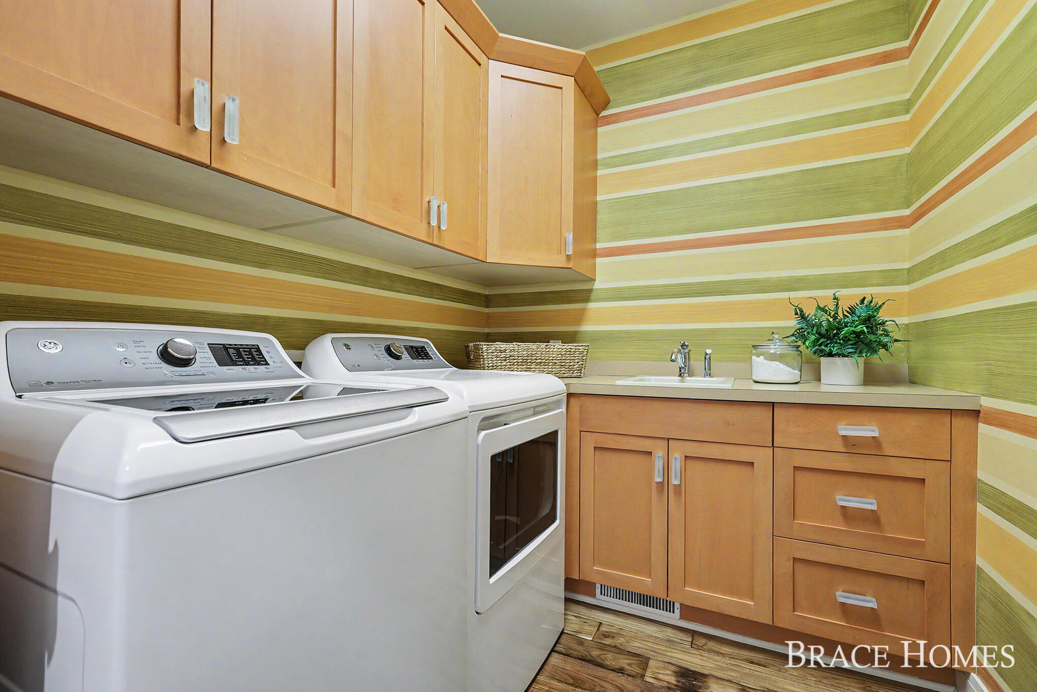 4470 Oak Arbor Drive NE Grand Rapids MI 49525
