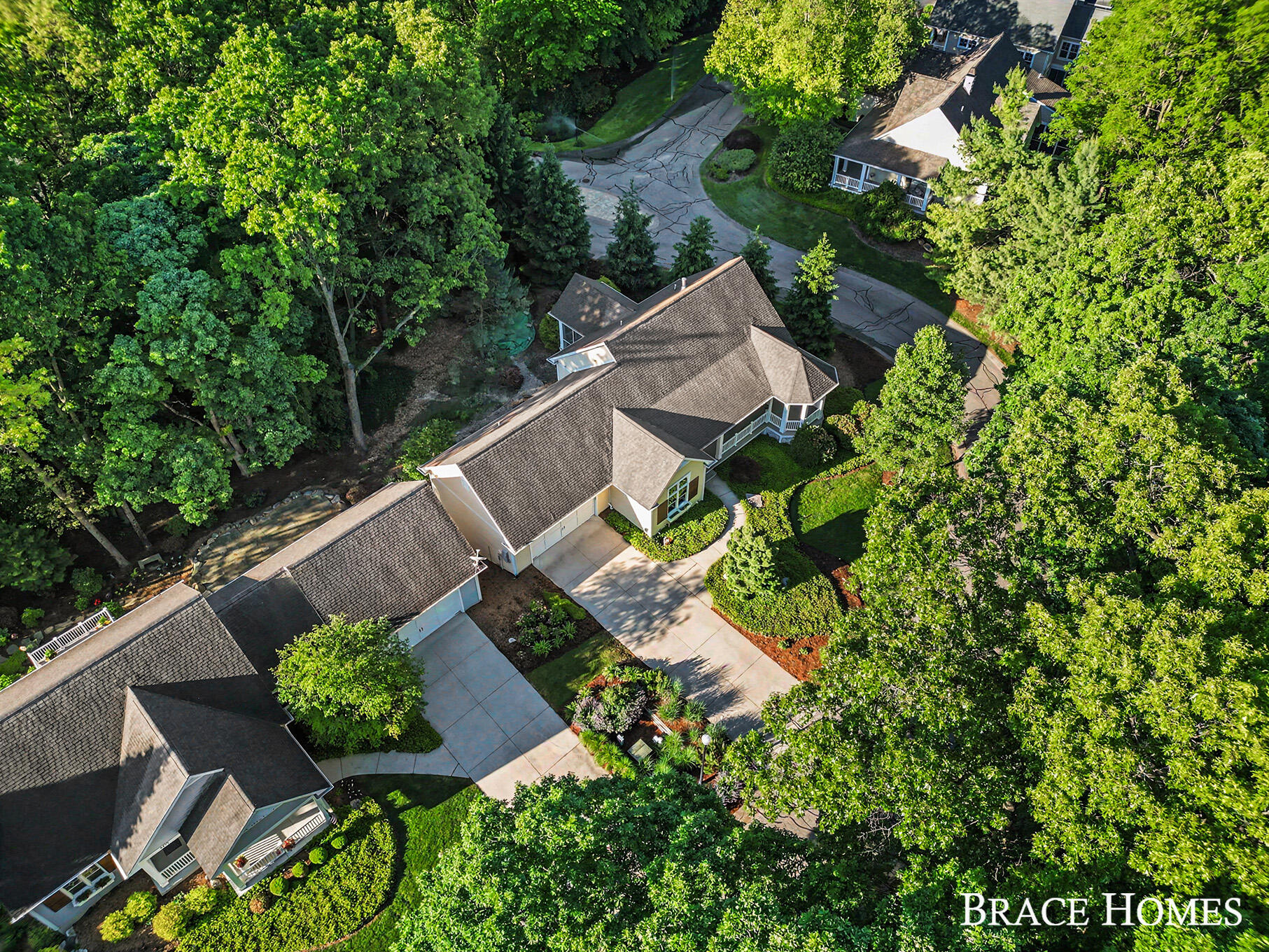 4470 Oak Arbor Drive NE Grand Rapids MI 49525