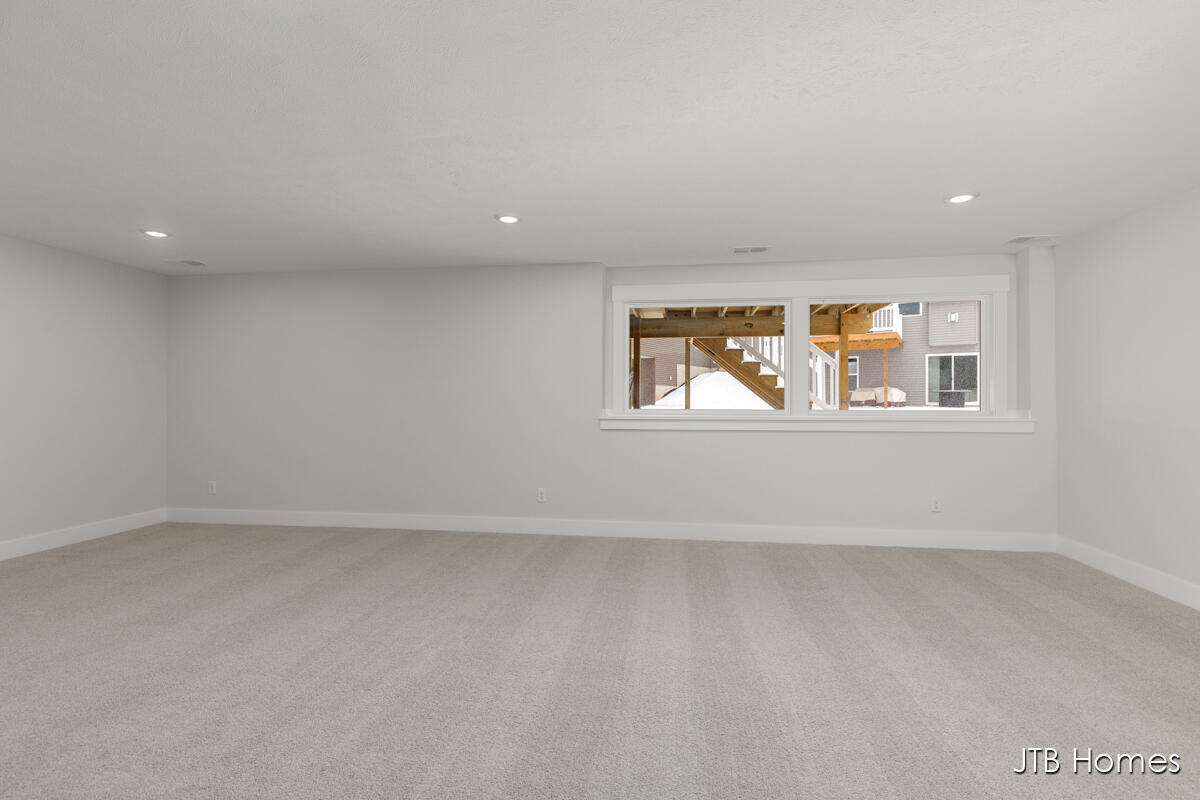 6602 Timber Crest Drive NE Rockford MI 49341