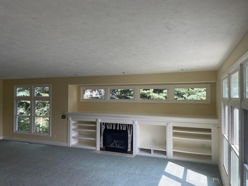 6852 Westshire Drive Norton Shores MI 49444