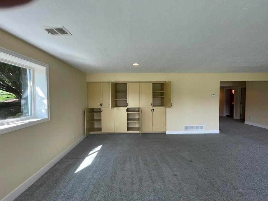 6852 Westshire Drive Norton Shores MI 49444