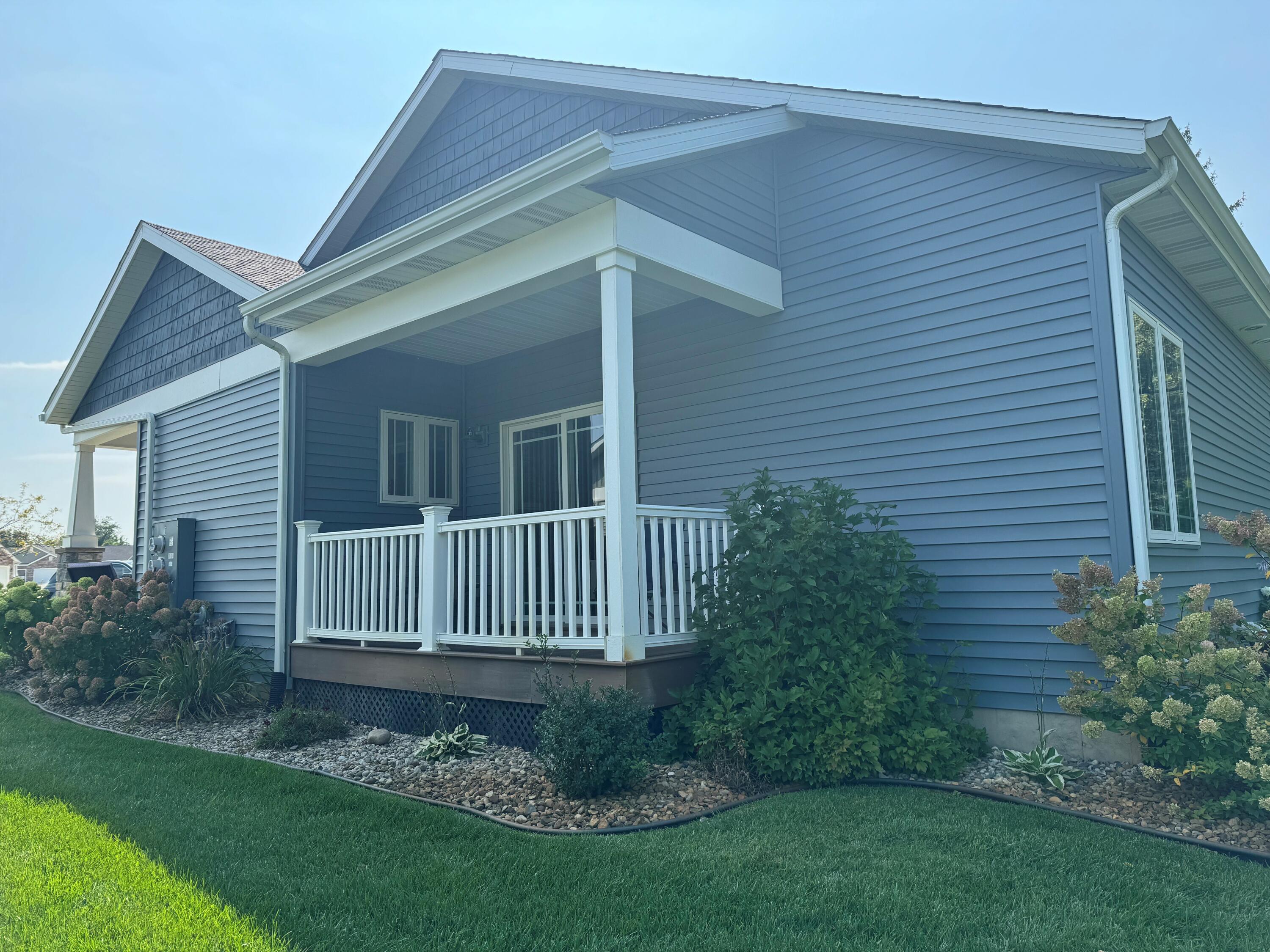 135 Lexington Pointe Drive Niles MI 49120