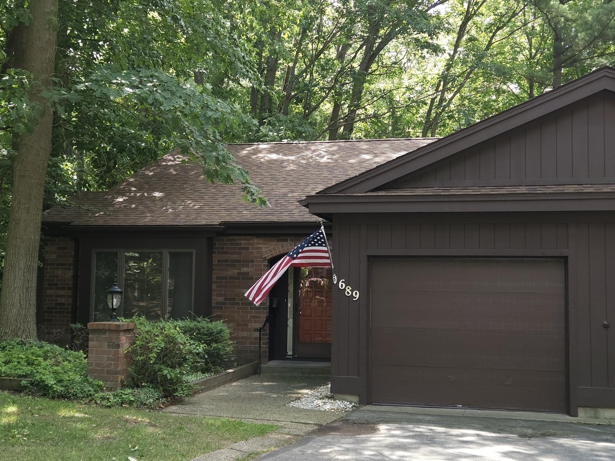 689 Oakway Drive Muskegon MI 49441