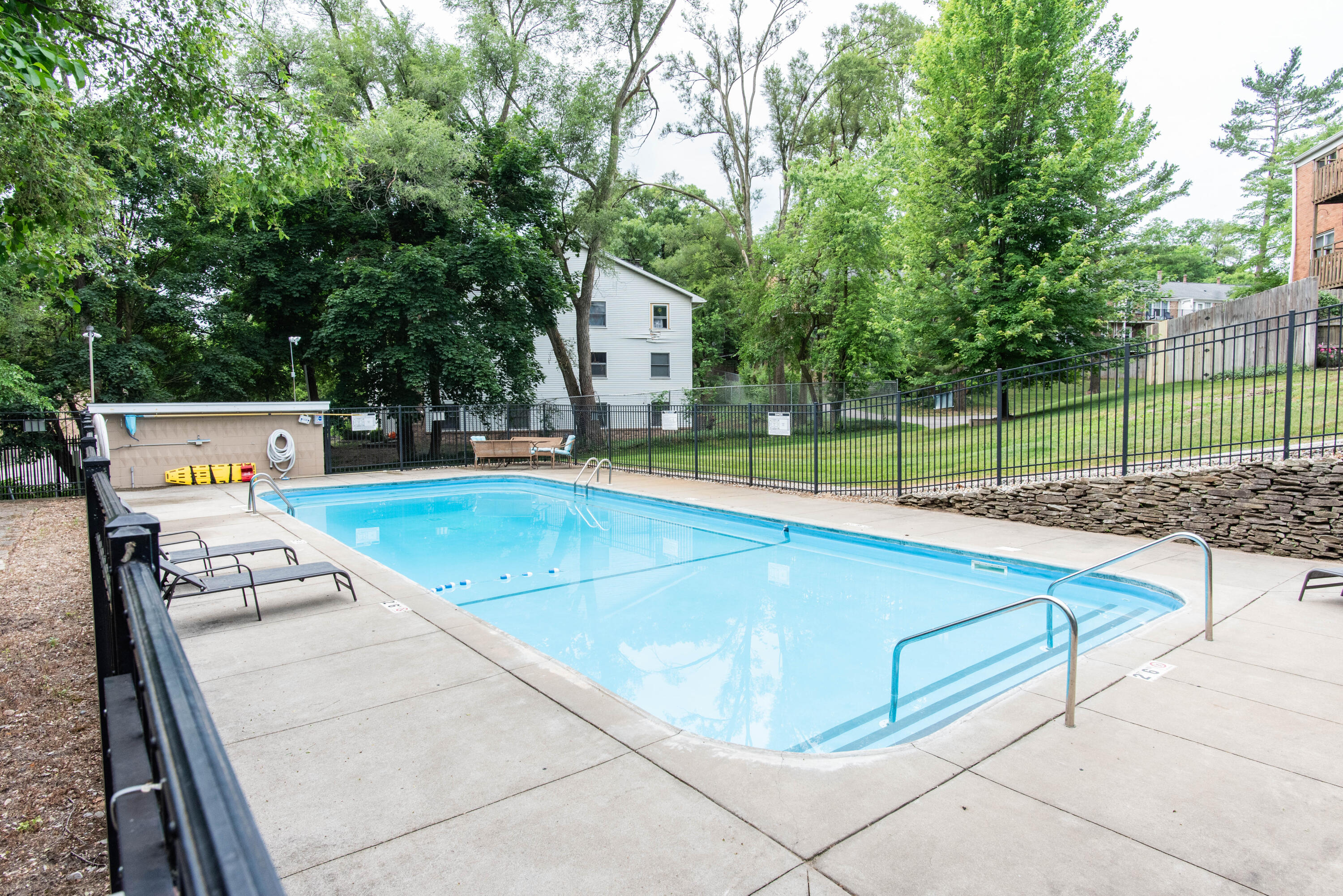 726 Garland Circle Kalamazoo MI 49008