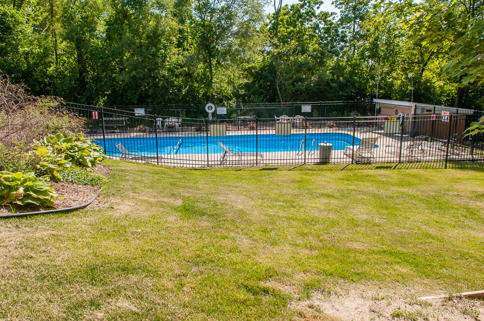 726 Garland Circle Kalamazoo MI 49008