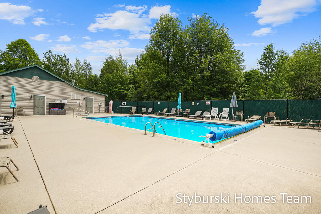 5877 Crosswinds Drive Norton Shores MI 49444