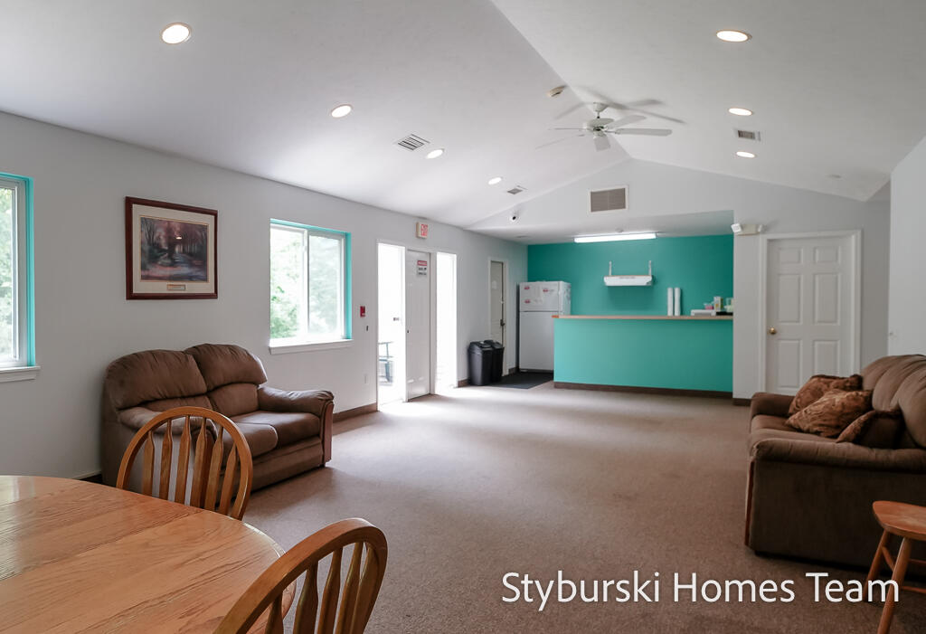 5877 Crosswinds Drive Norton Shores MI 49444