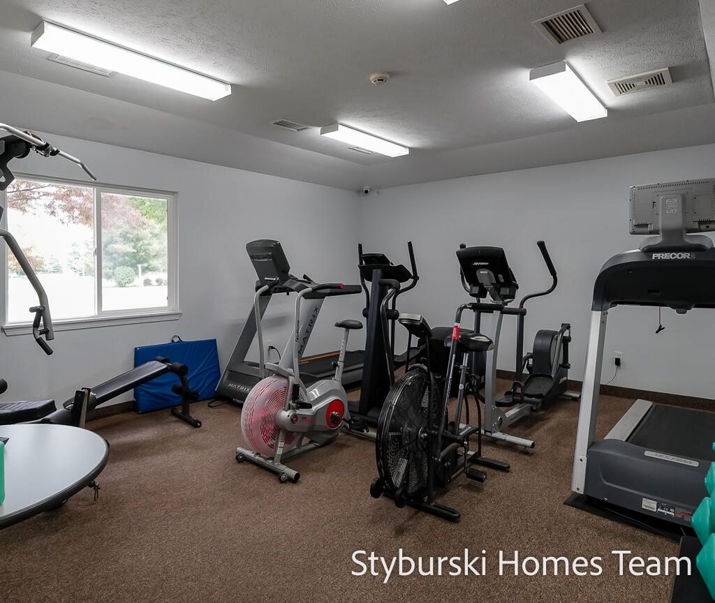 5877 Crosswinds Drive Norton Shores MI 49444