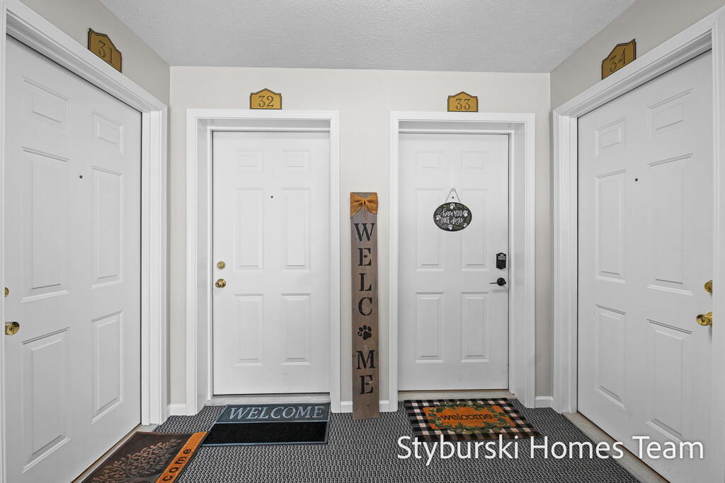 5877 Crosswinds Drive Norton Shores MI 49444