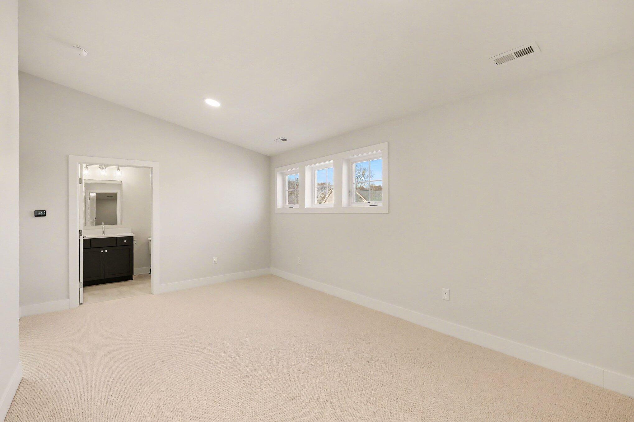 4692 Knapp Bluff Drive NE Grand Rapids MI 49525