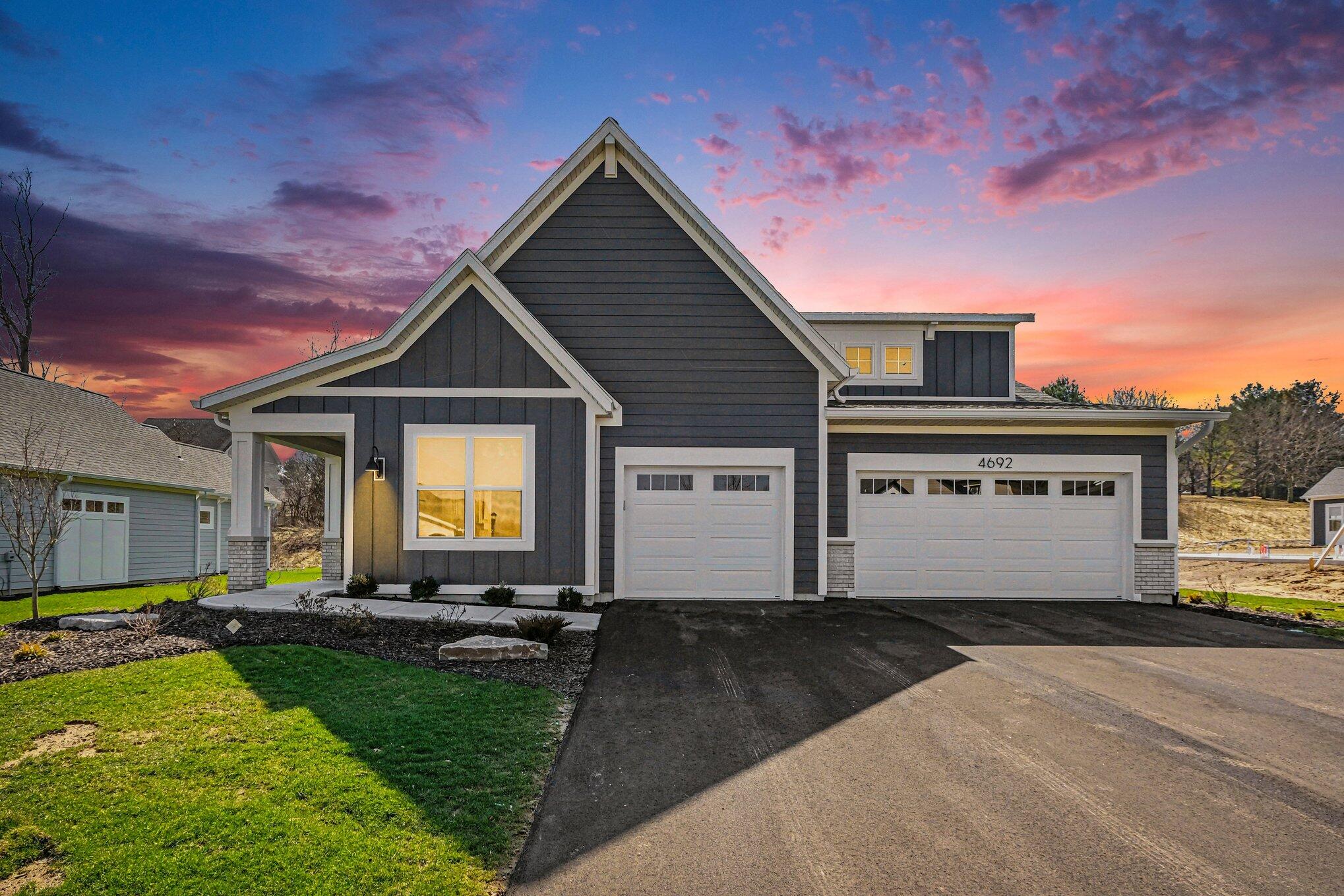 4692 Knapp Bluff Drive NE Grand Rapids MI 49525