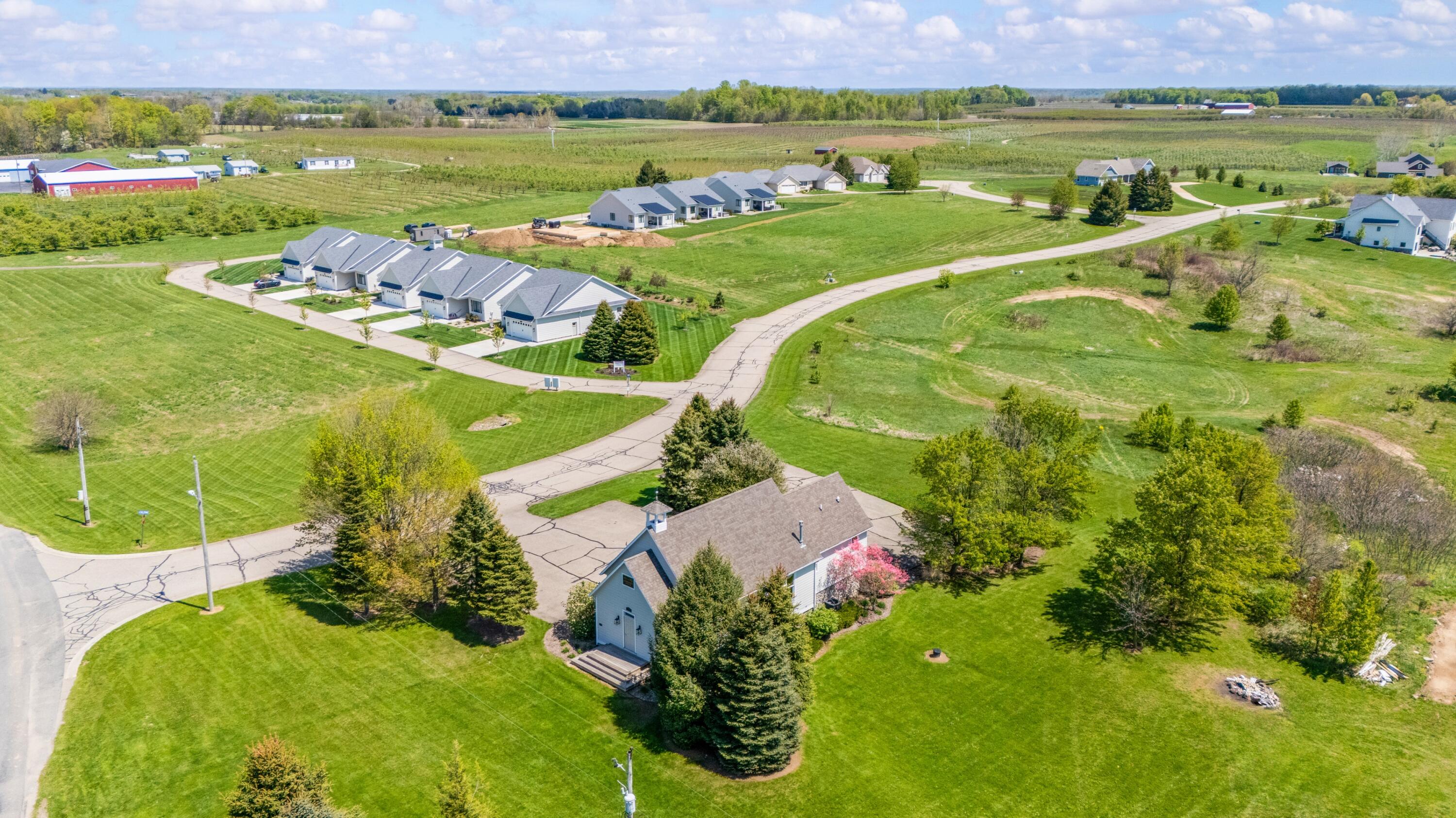 2560 Noellyn Drive Berrien Springs MI 49103