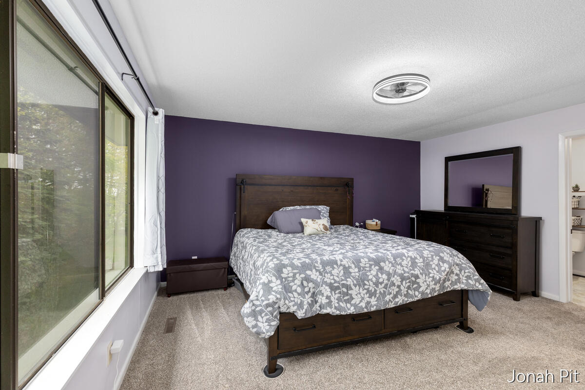 2436 E Collier Avenue SE Grand Rapids MI 49546