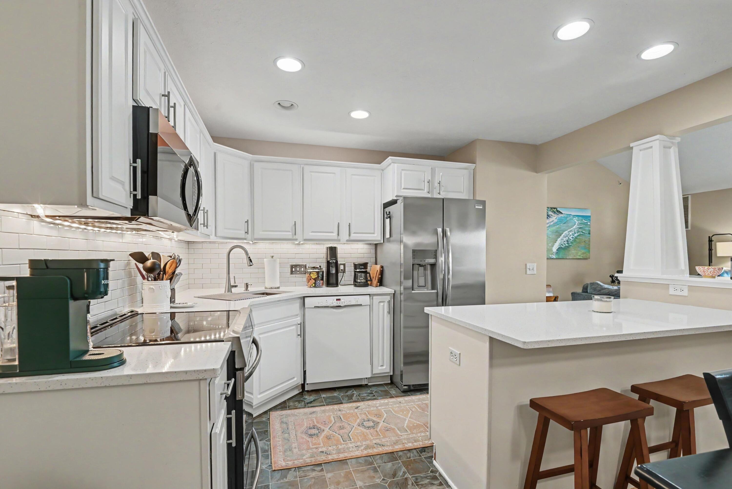 12233 S Crystal Waters Drive Holland MI 49424