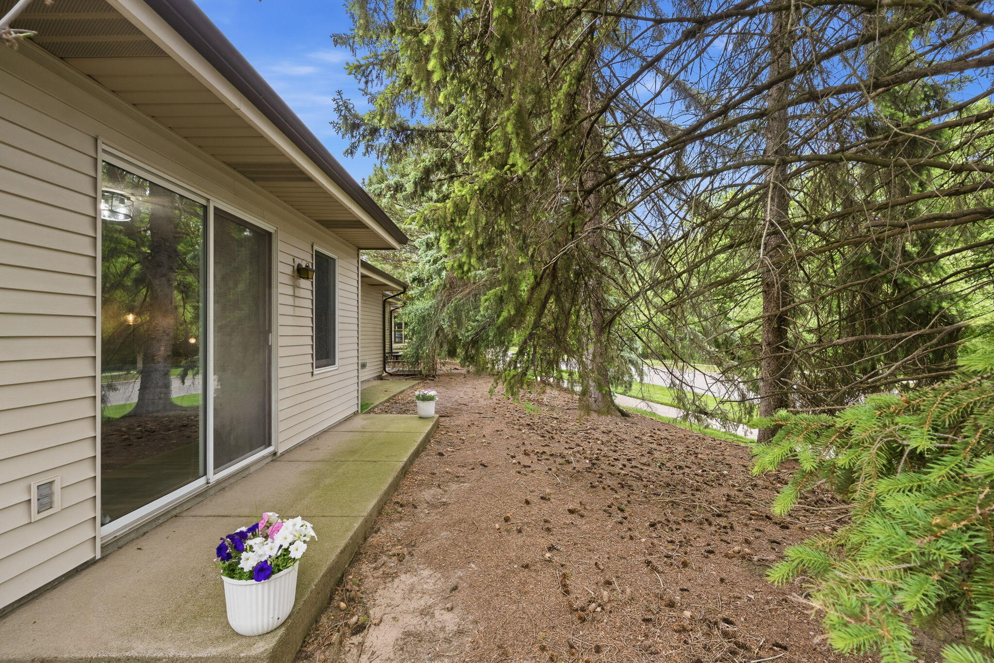 4182 Eastcastle Court SE Grand Rapids MI 49508