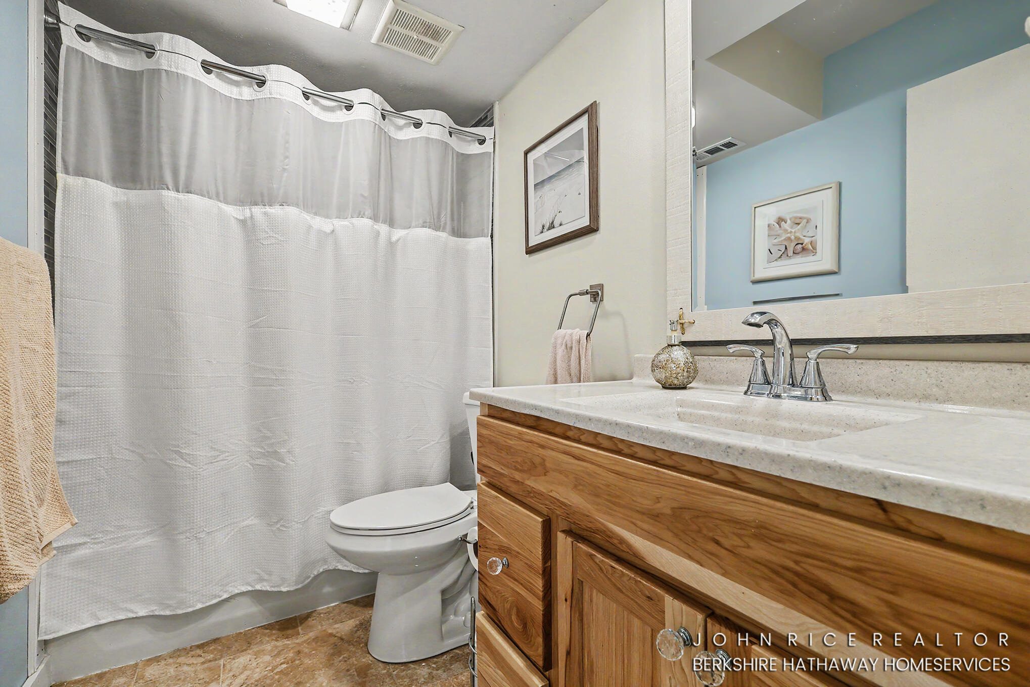 2466 Abbington Drive SE Grand Rapids MI 49506
