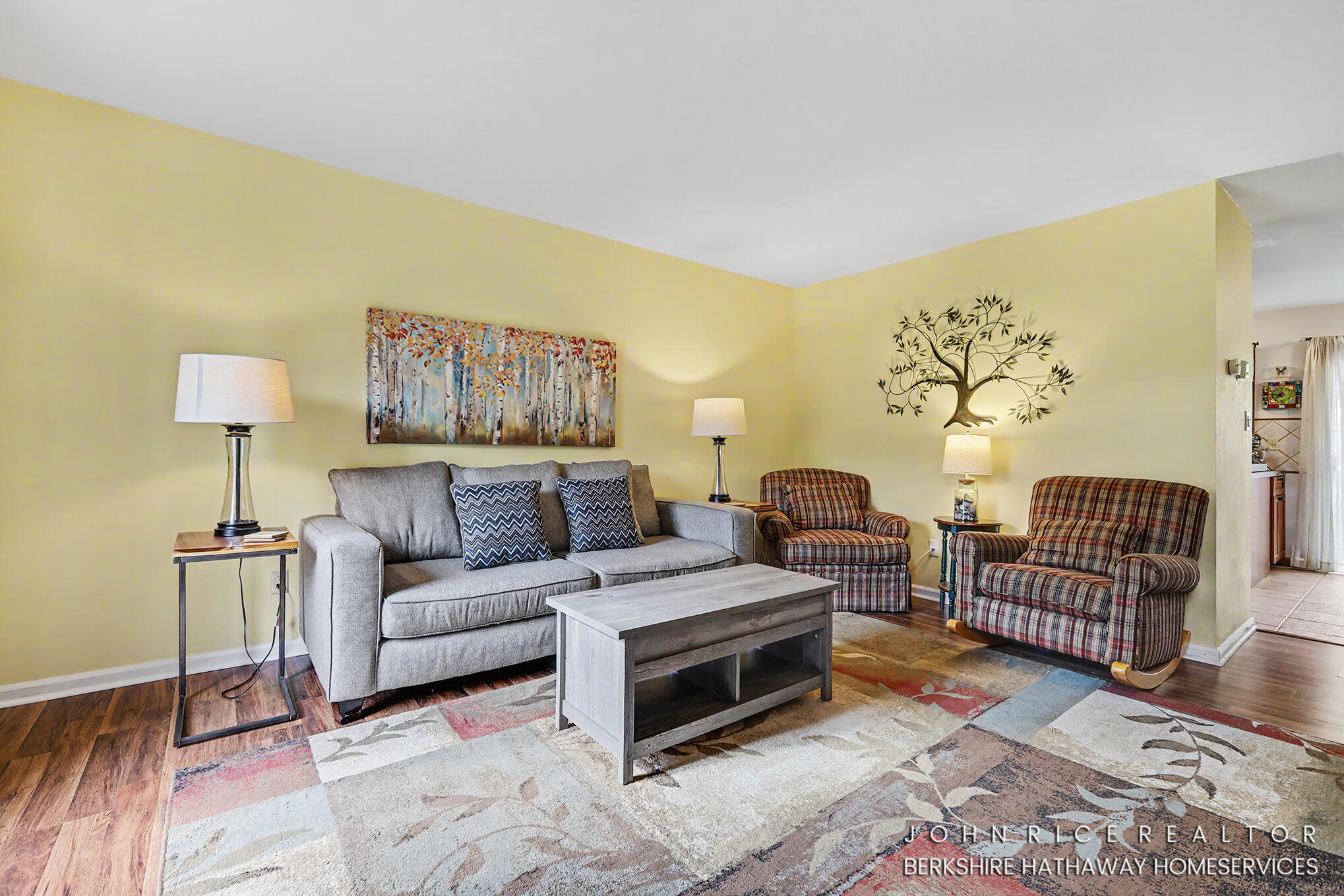 2466 Abbington Drive SE Grand Rapids MI 49506