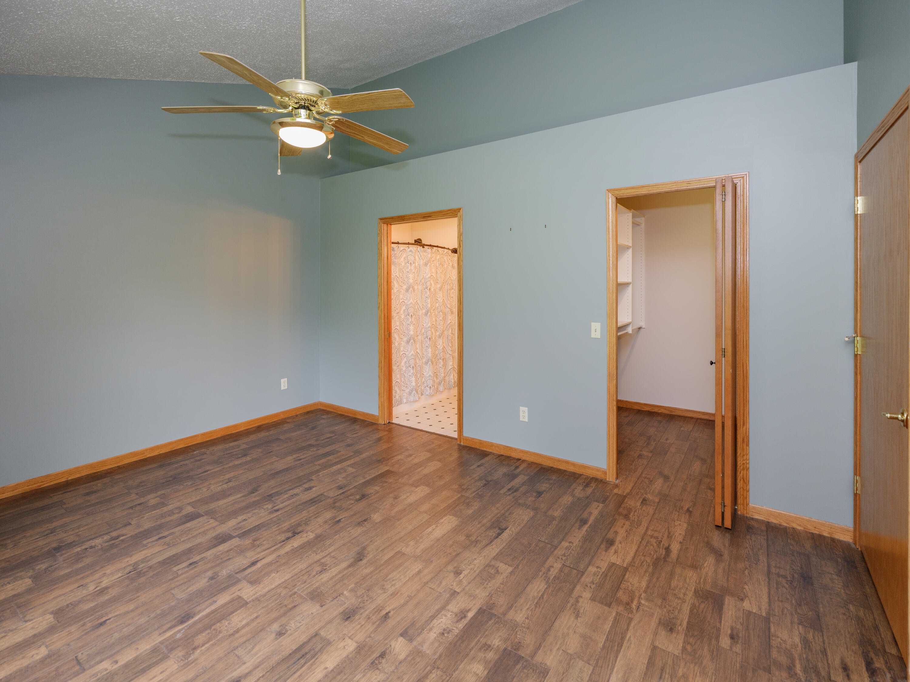 2912 Hunters Place Kalamazoo MI 49048