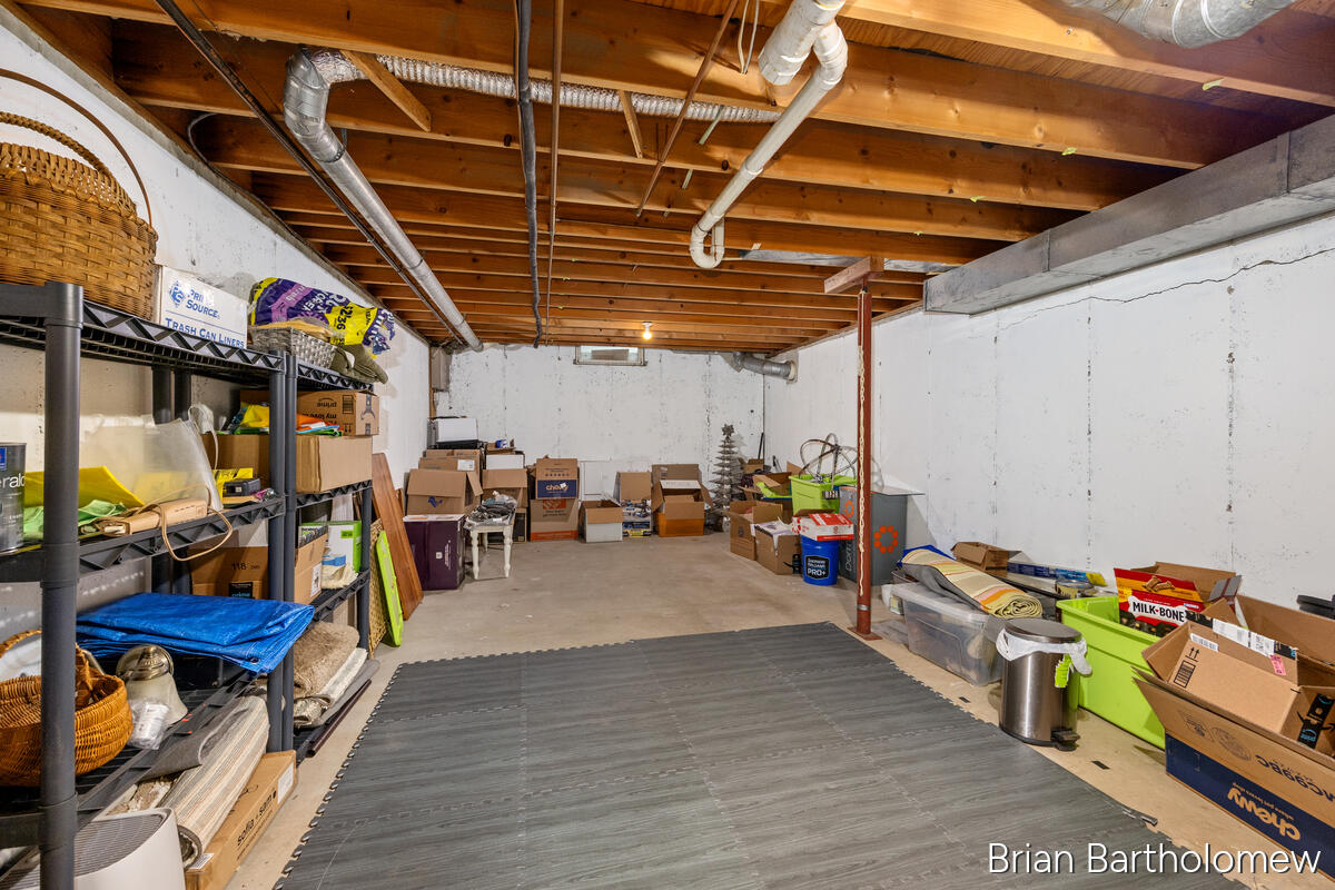 851 Millbridge Avenue Holland MI 49423