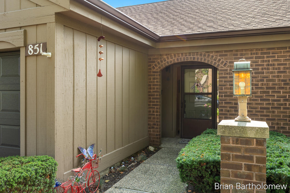 851 Millbridge Avenue Holland MI 49423