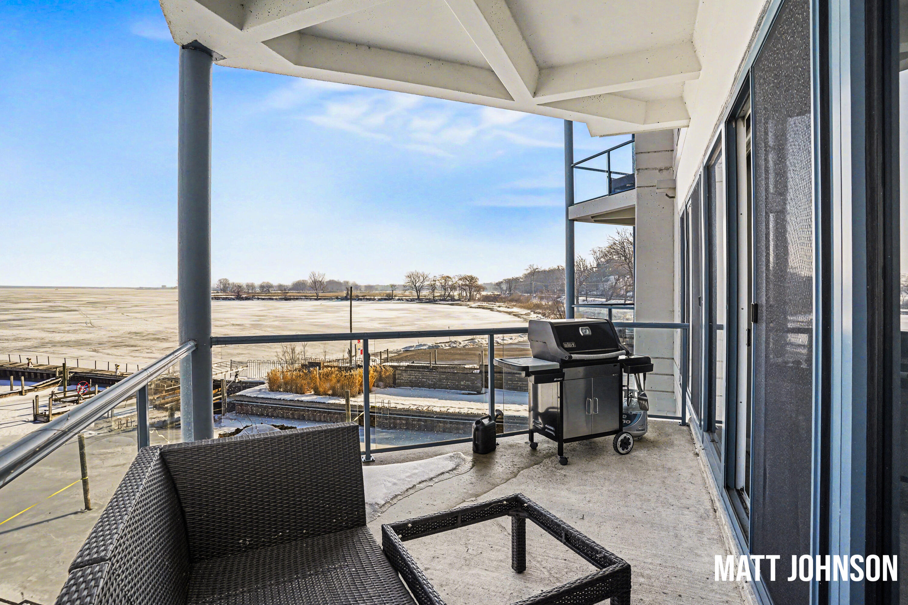 2964 Lakeshore Drive Muskegon MI 49441