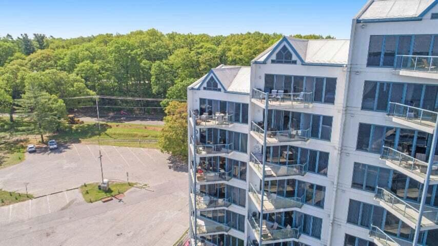 2964 Lakeshore Drive Muskegon MI 49441