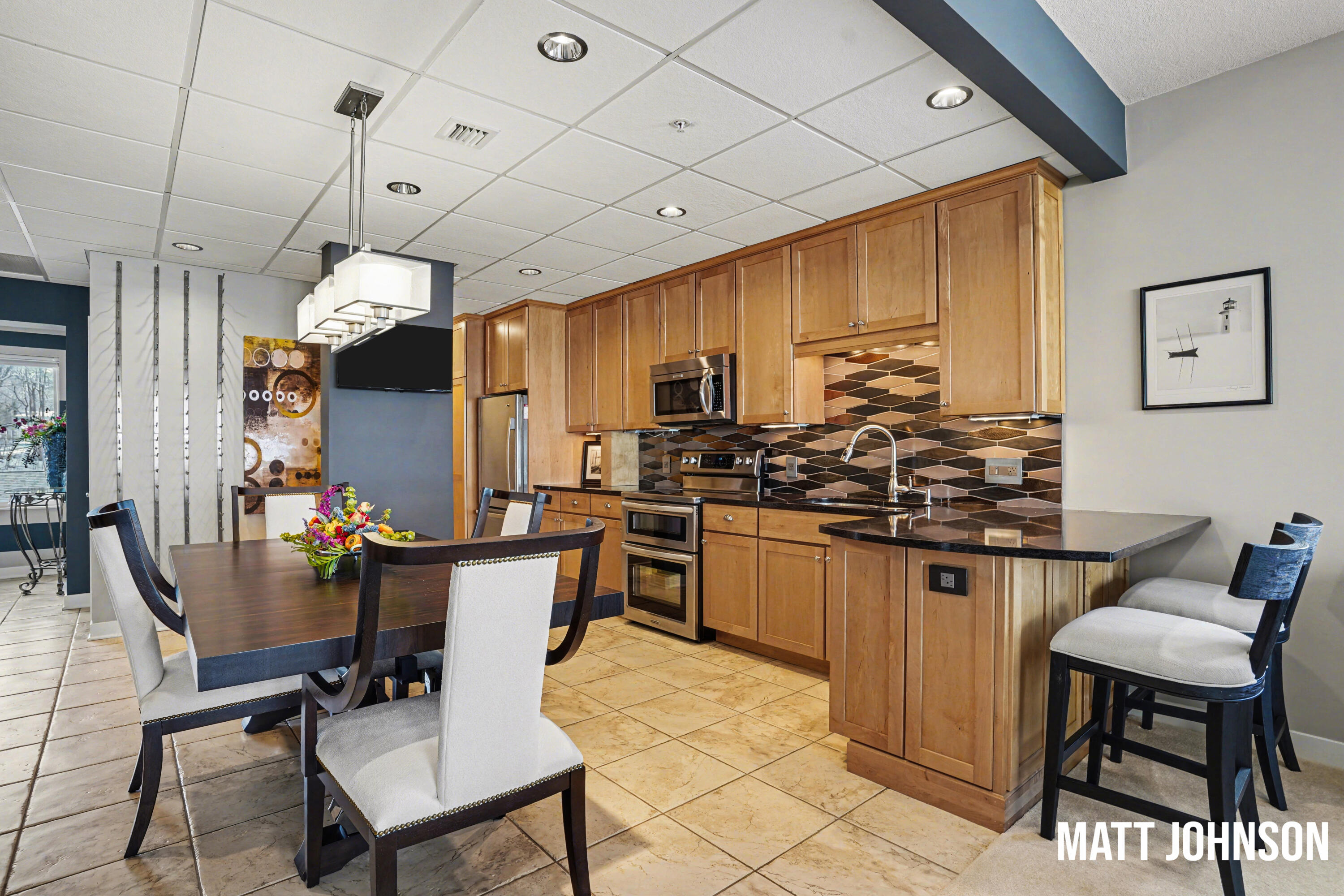 2964 Lakeshore Drive Muskegon MI 49441