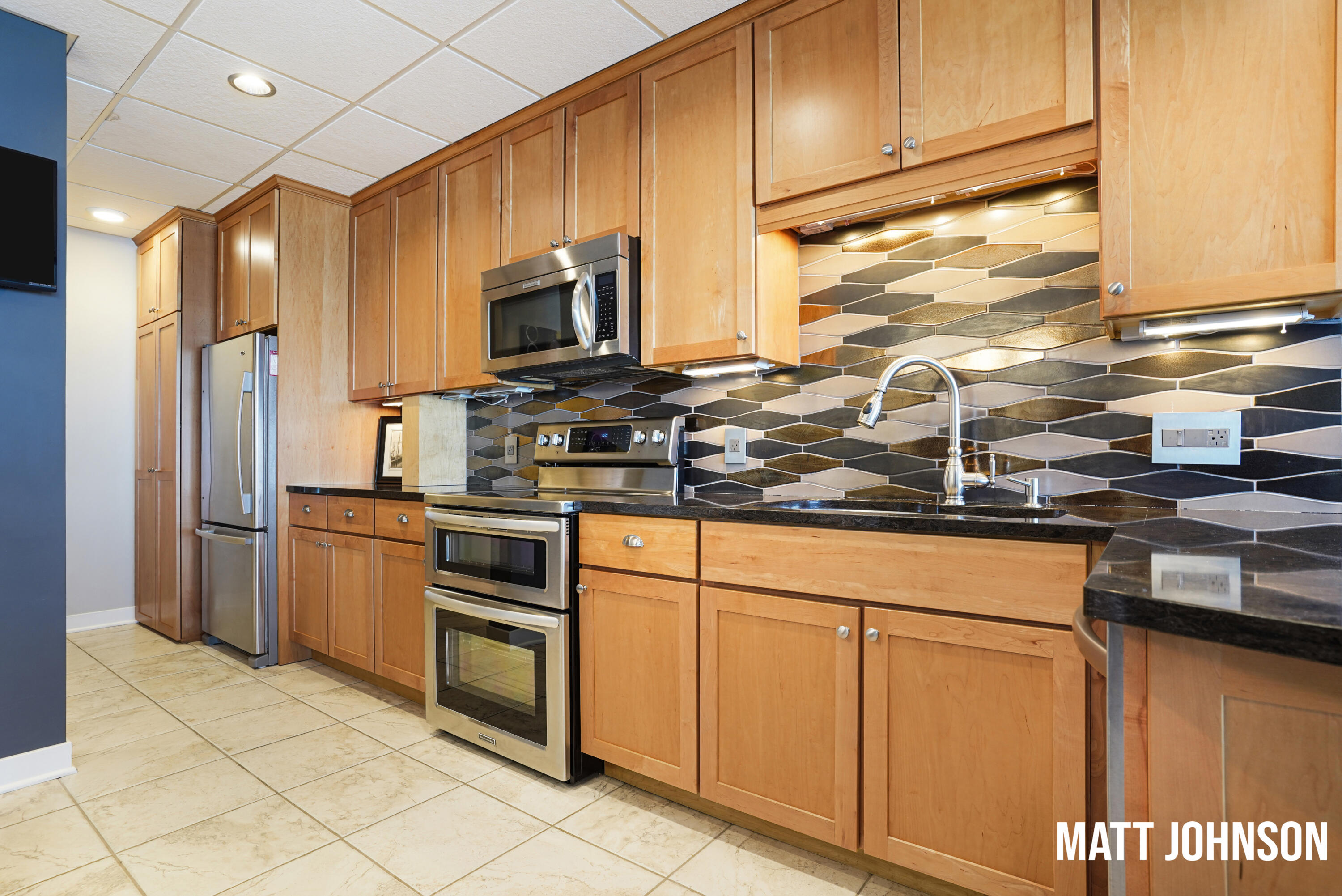 2964 Lakeshore Drive Muskegon MI 49441