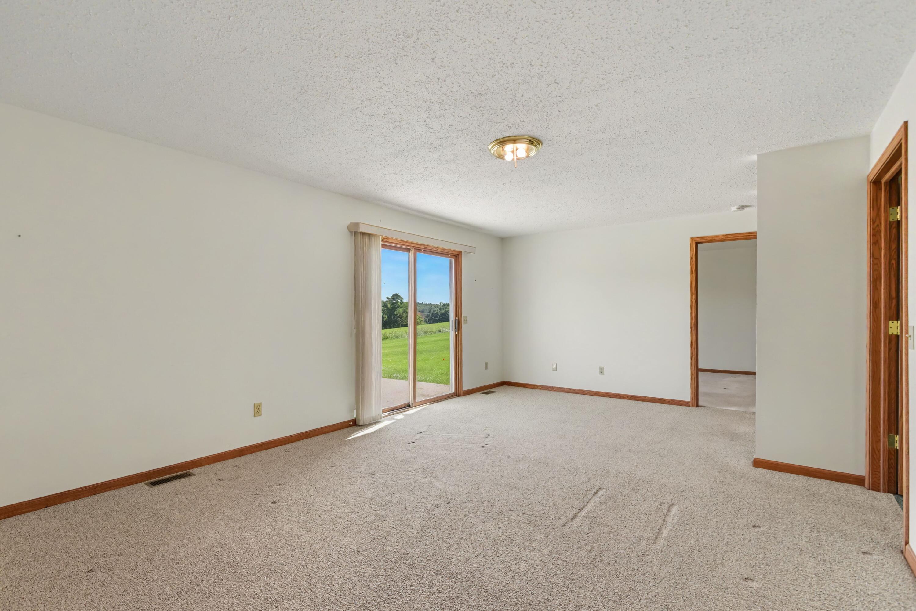 2921 Hunters Place Kalamazoo MI 49048