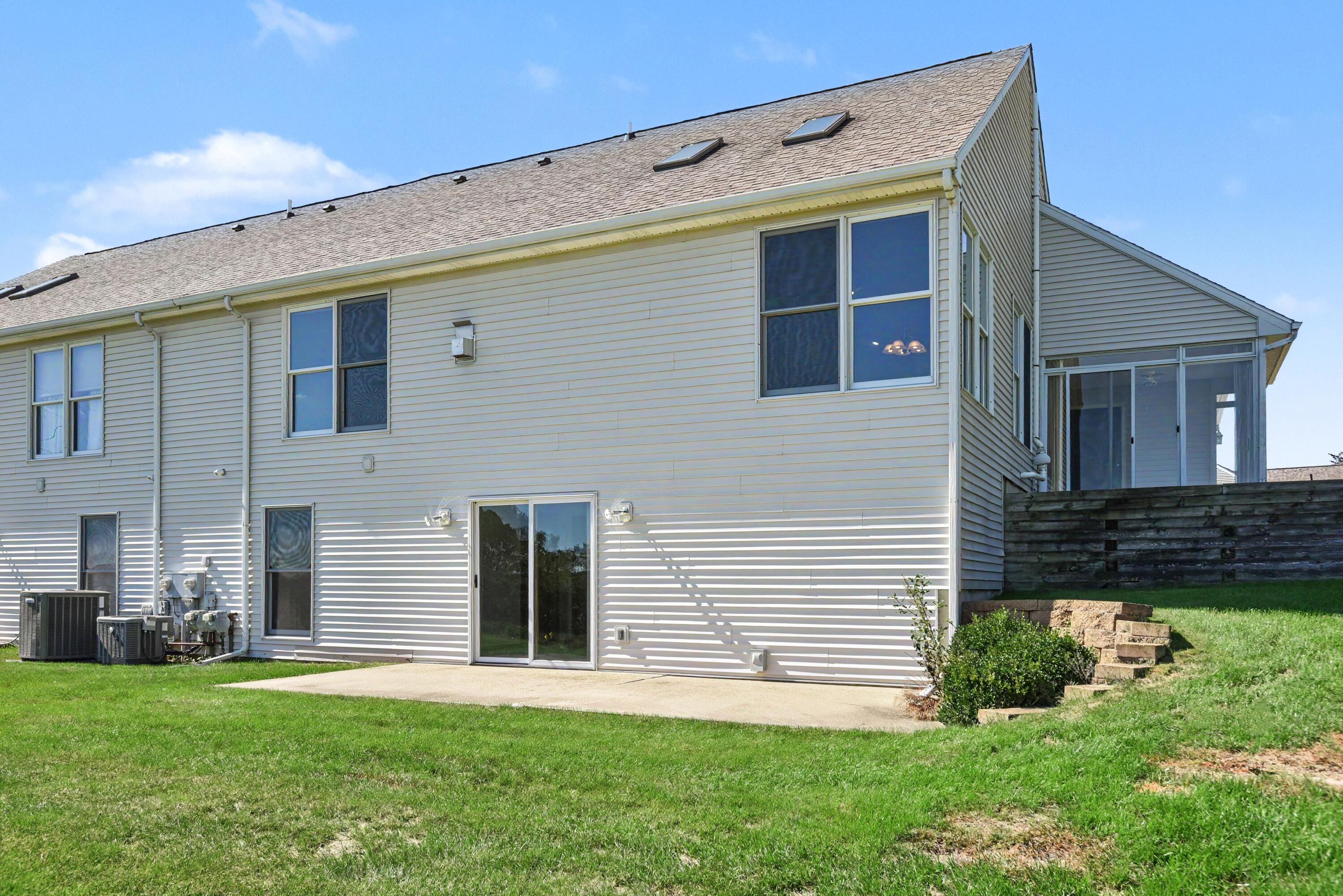 2921 Hunters Place Kalamazoo MI 49048