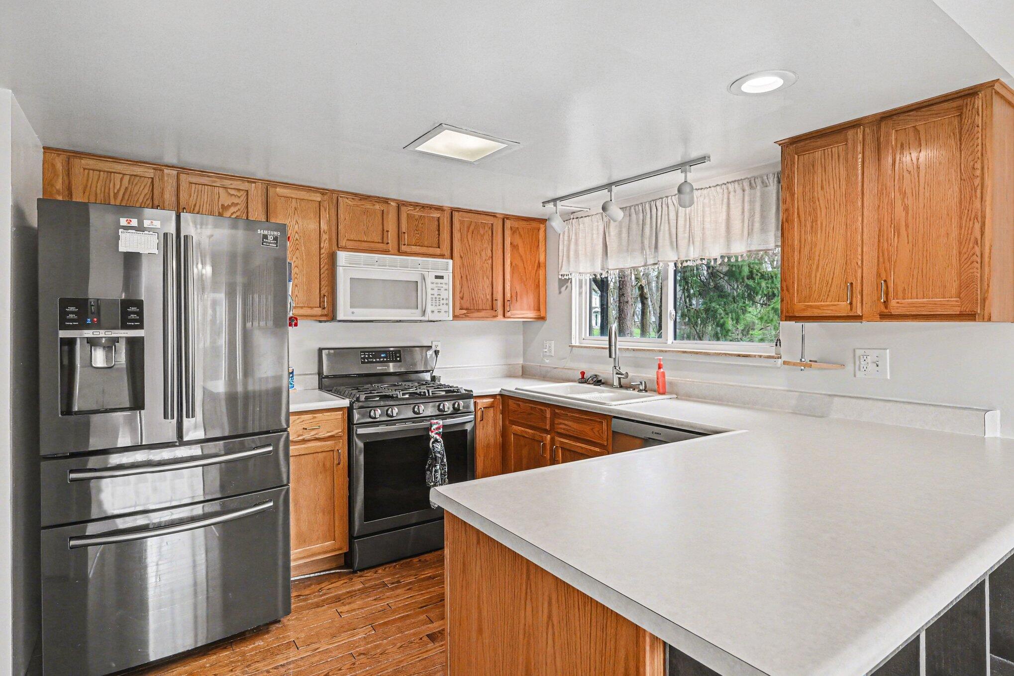 242 Dunbarton Court Kalamazoo MI 49006