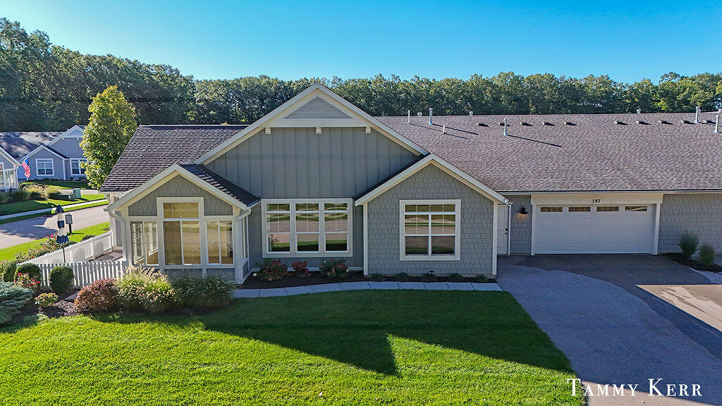 197 Janes View Drive Holland MI 49424
